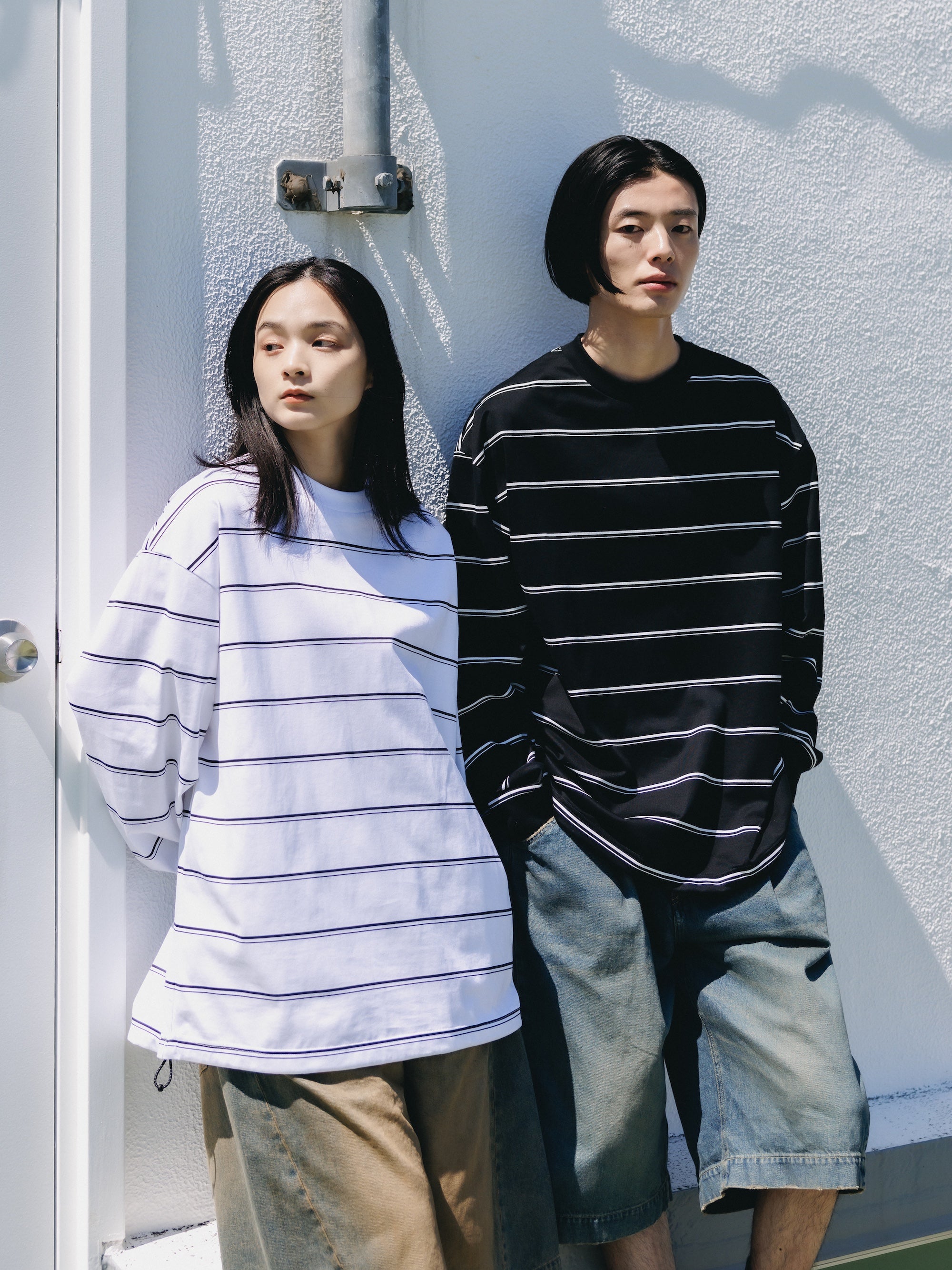 THICK THIN STRIPE L/S T-SHIRT WITH DRAWSTRINGS (WHITE))