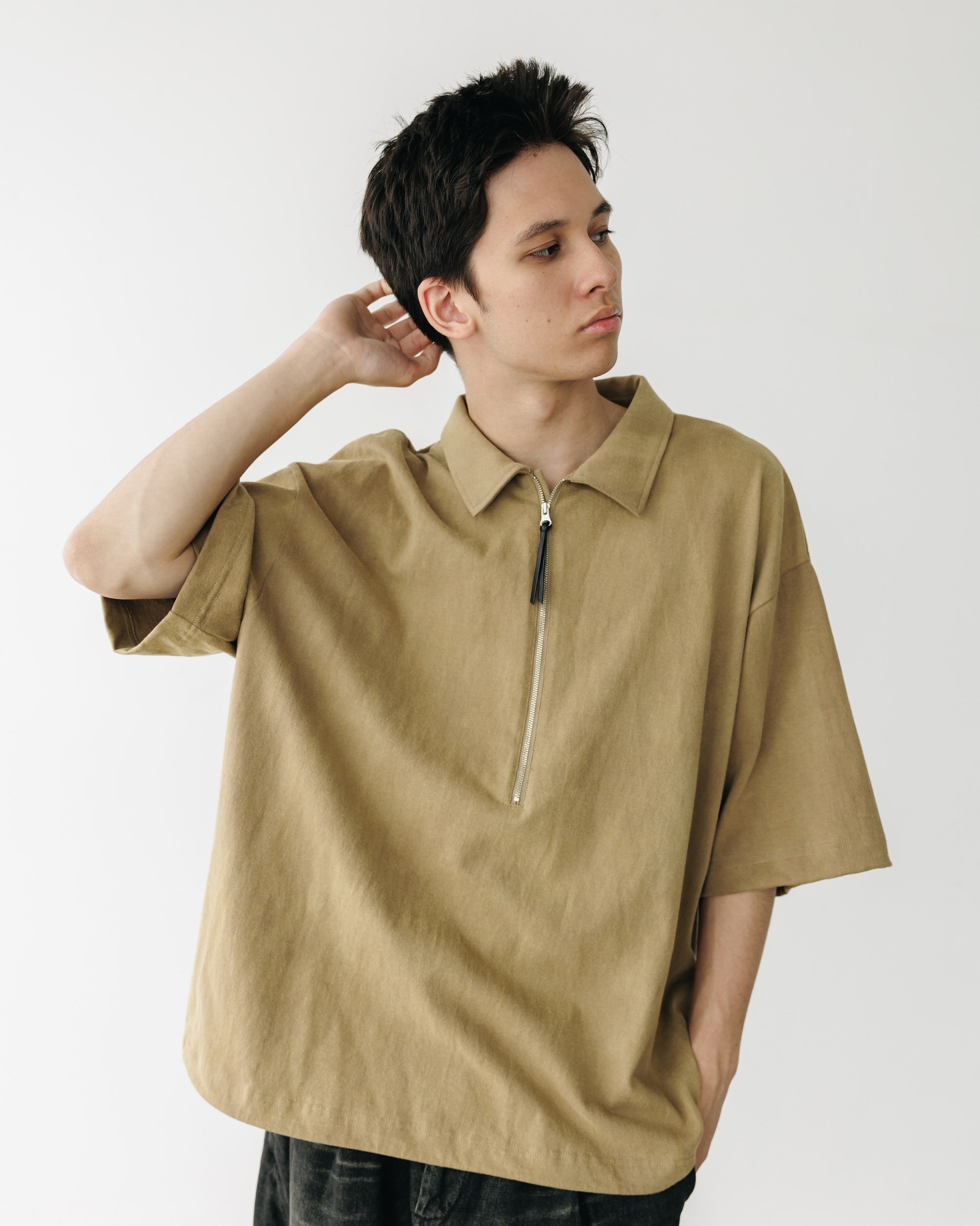 CITY S/S HALF ZIP SHIRT (BEIGE)