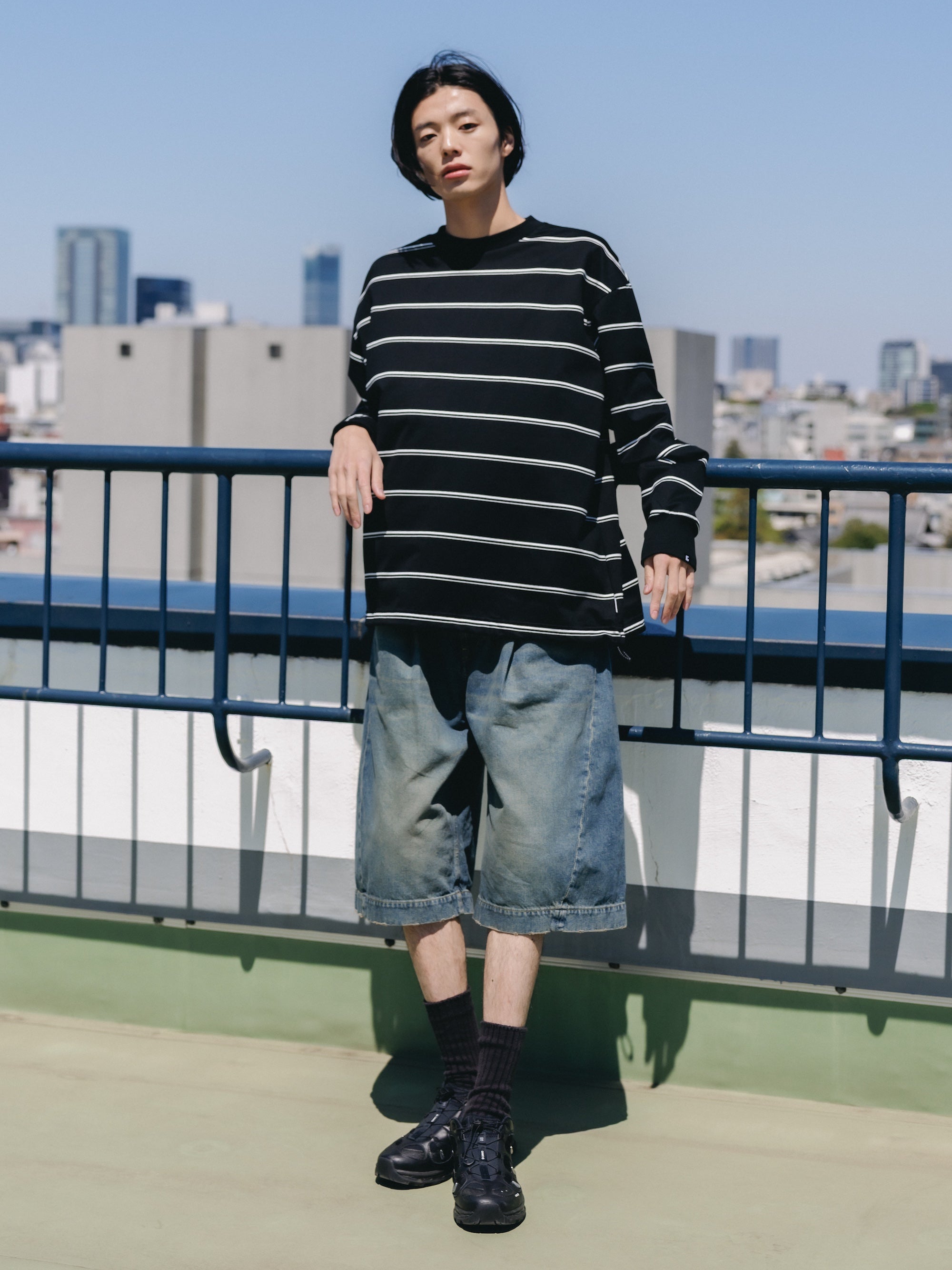 THICK THIN STRIPE L/S T-SHIRT WITH DRAWSTRINGS (BLACK)
