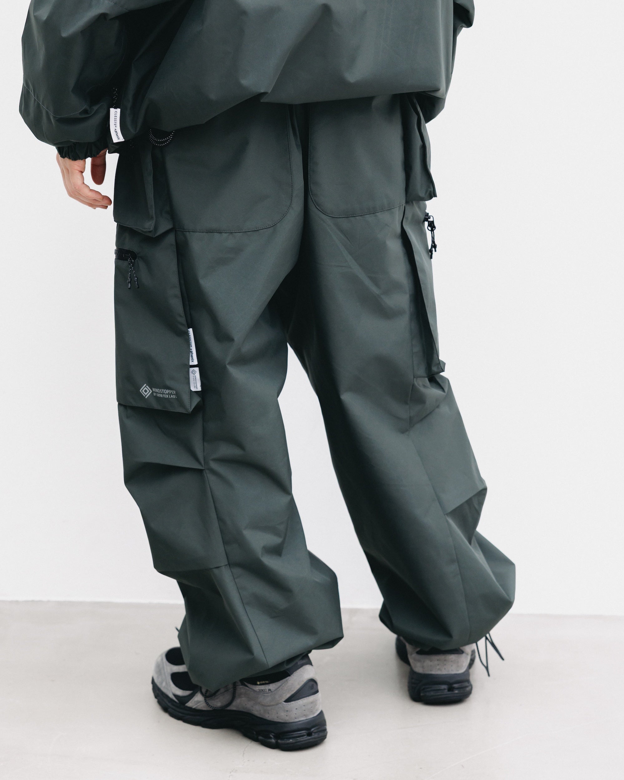 +phenix WINDSTOPPER® by GORE-TEX LABS CITY MILITARY CURVE PANTS (ASPHALT GRAY)