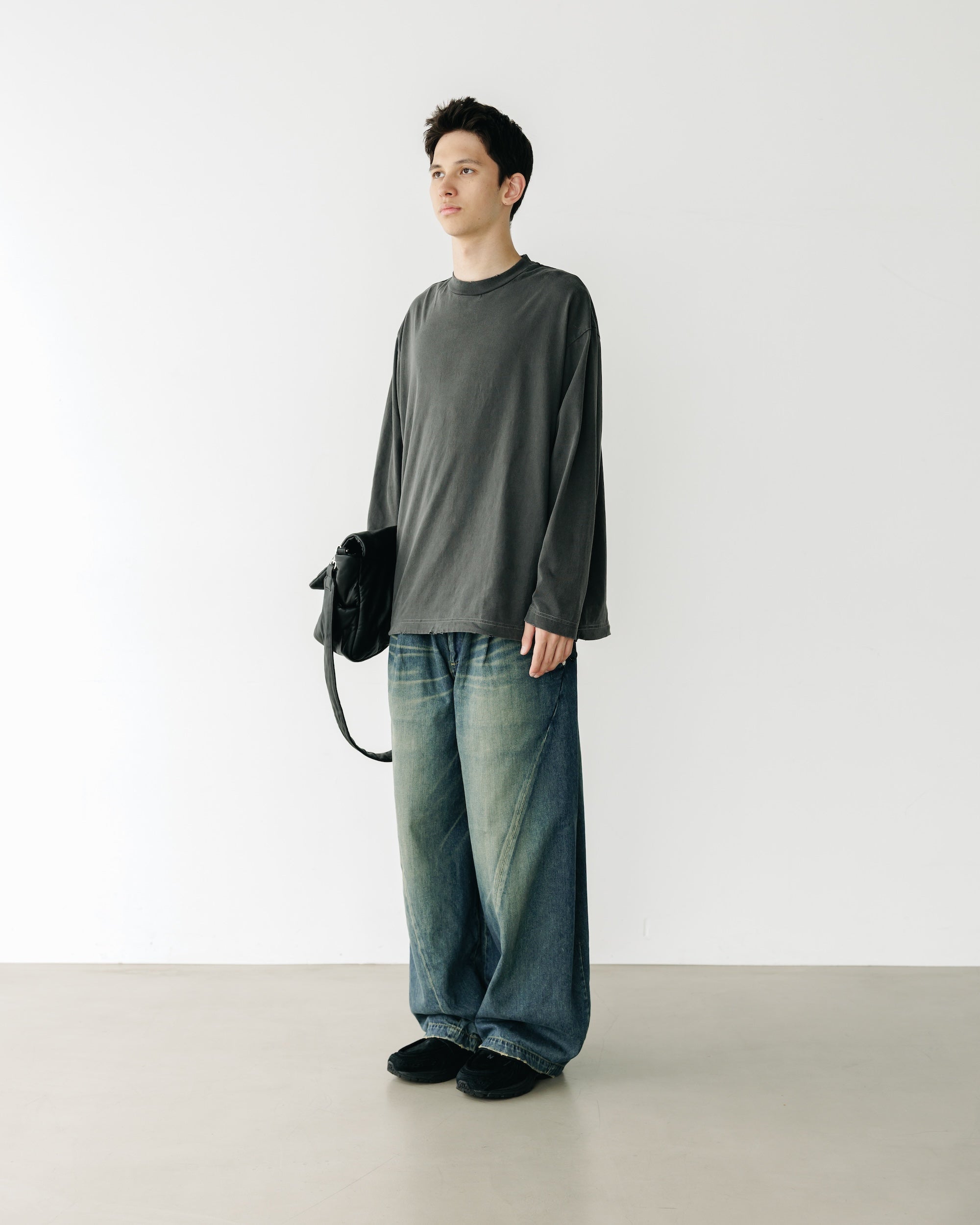 PIGMENT DYED L/S T-SHIRT WITH DRAWSTRINGS