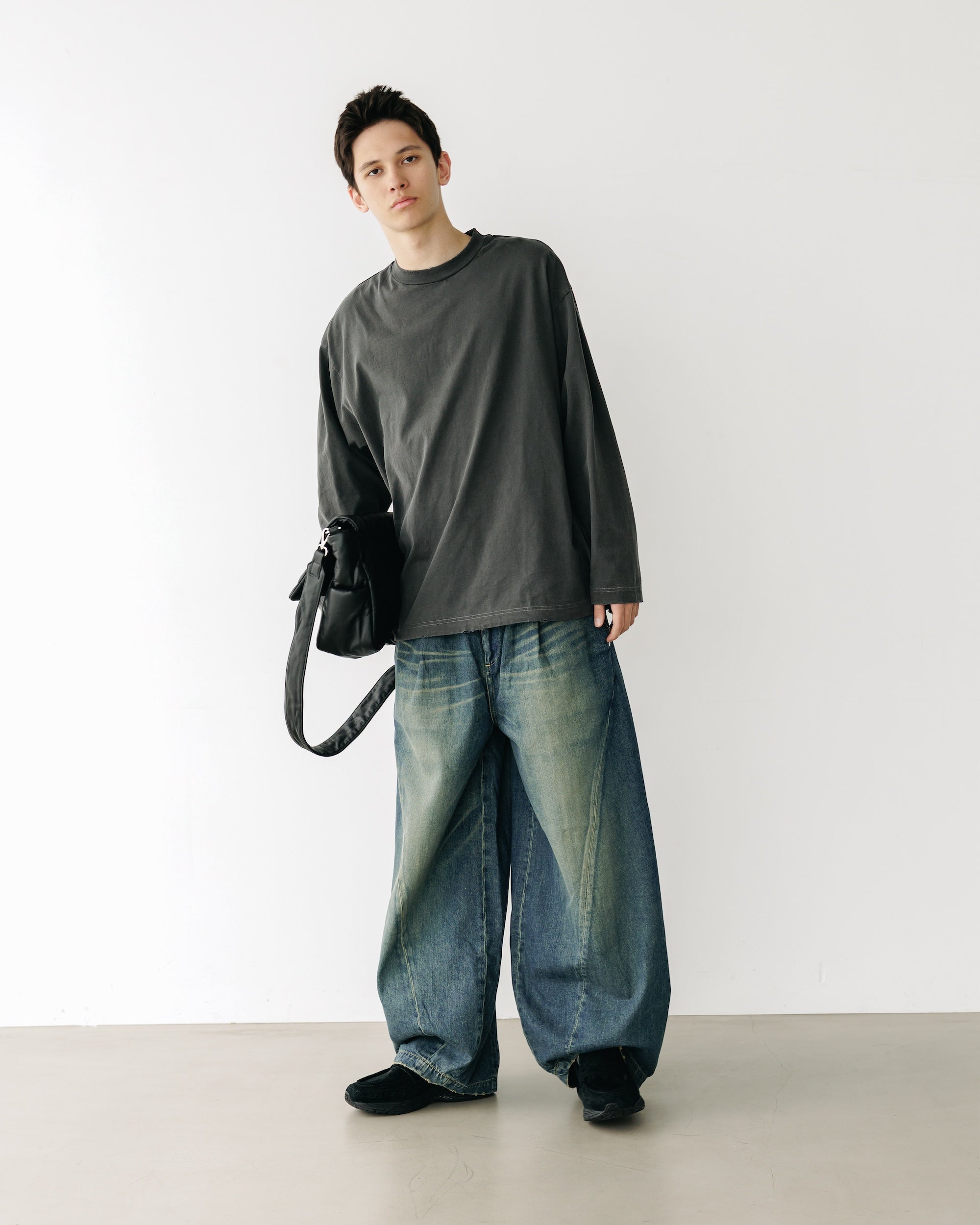 PIGMENT DYED L/S T-SHIRT WITH DRAWSTRINGS