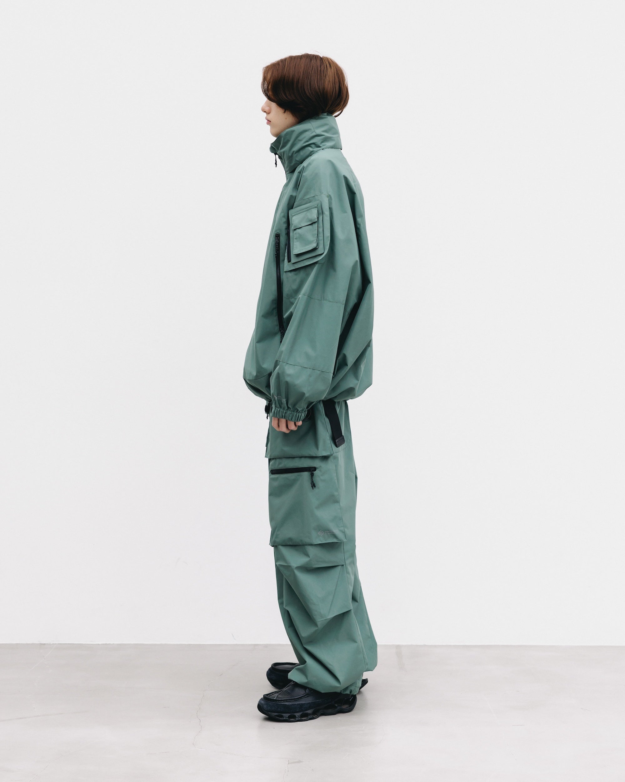 +phenix WINDSTOPPER® by GORE-TEX LABS CITY MILITARY JACKET (MILITARY GREEN)