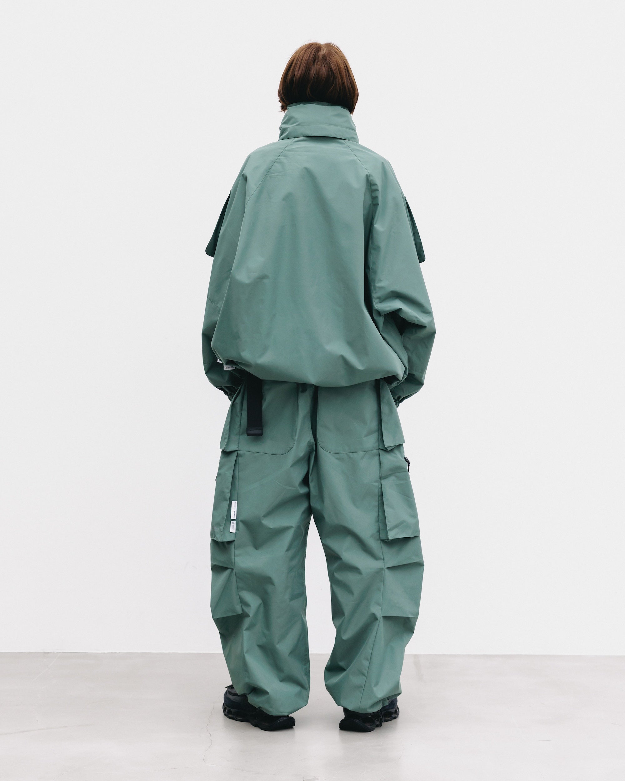 +phenix WINDSTOPPER® by GORE-TEX LABS CITY MILITARY JACKET (MILITARY GREEN)