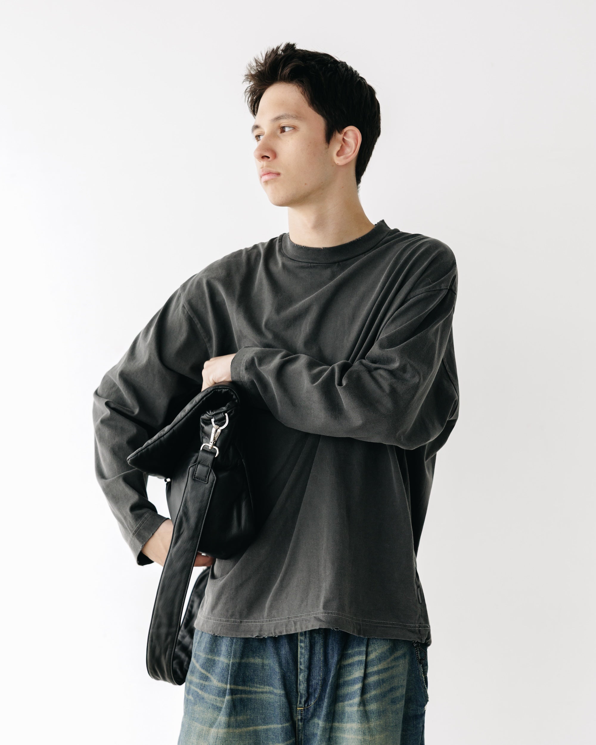 PIGMENT DYED L/S T-SHIRT WITH DRAWSTRINGS