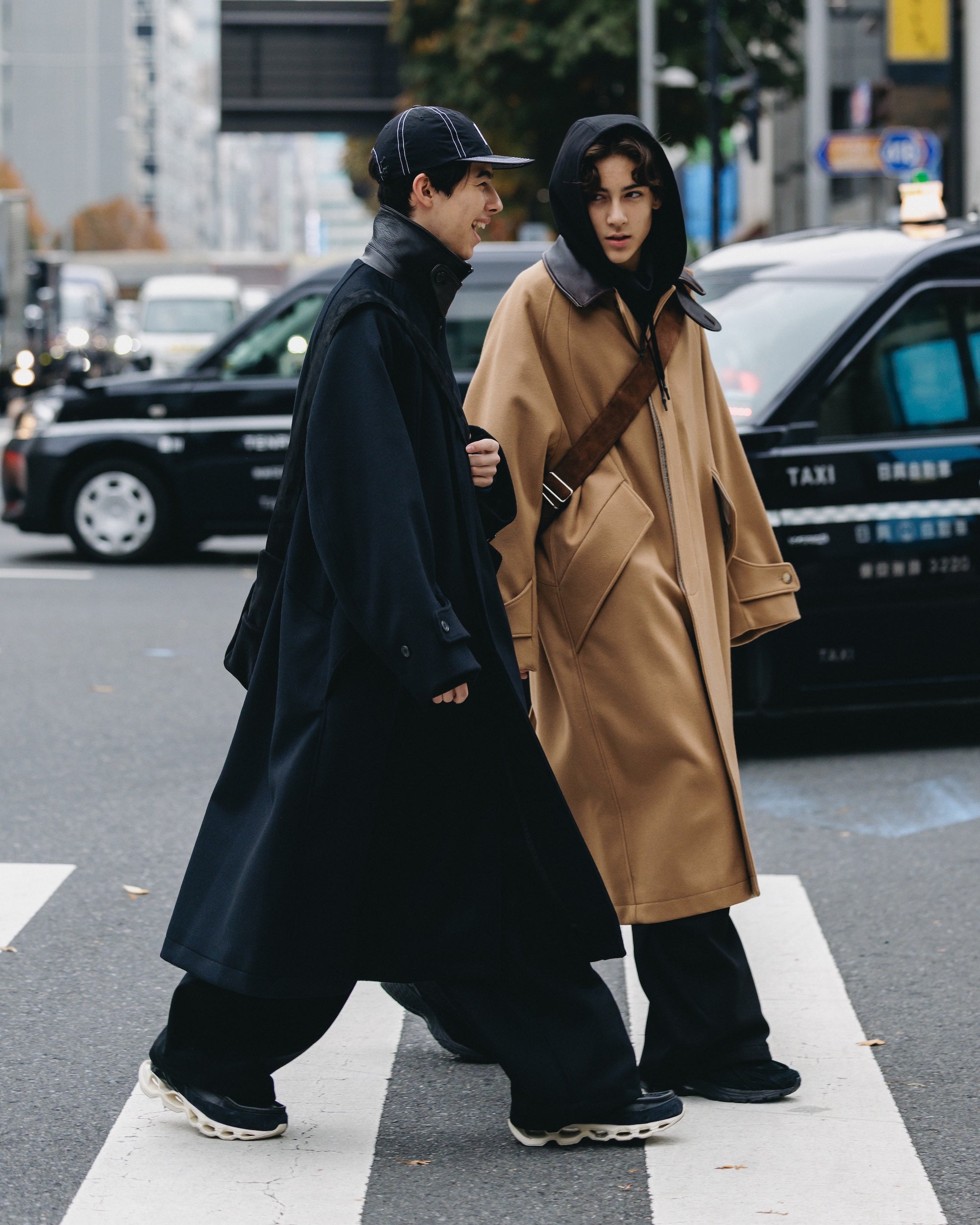 【12.10 WED 20:00- IN STOCK】LEATHER COLLAR WOOL MELTON BALMACAAN COAT (CAMEL)