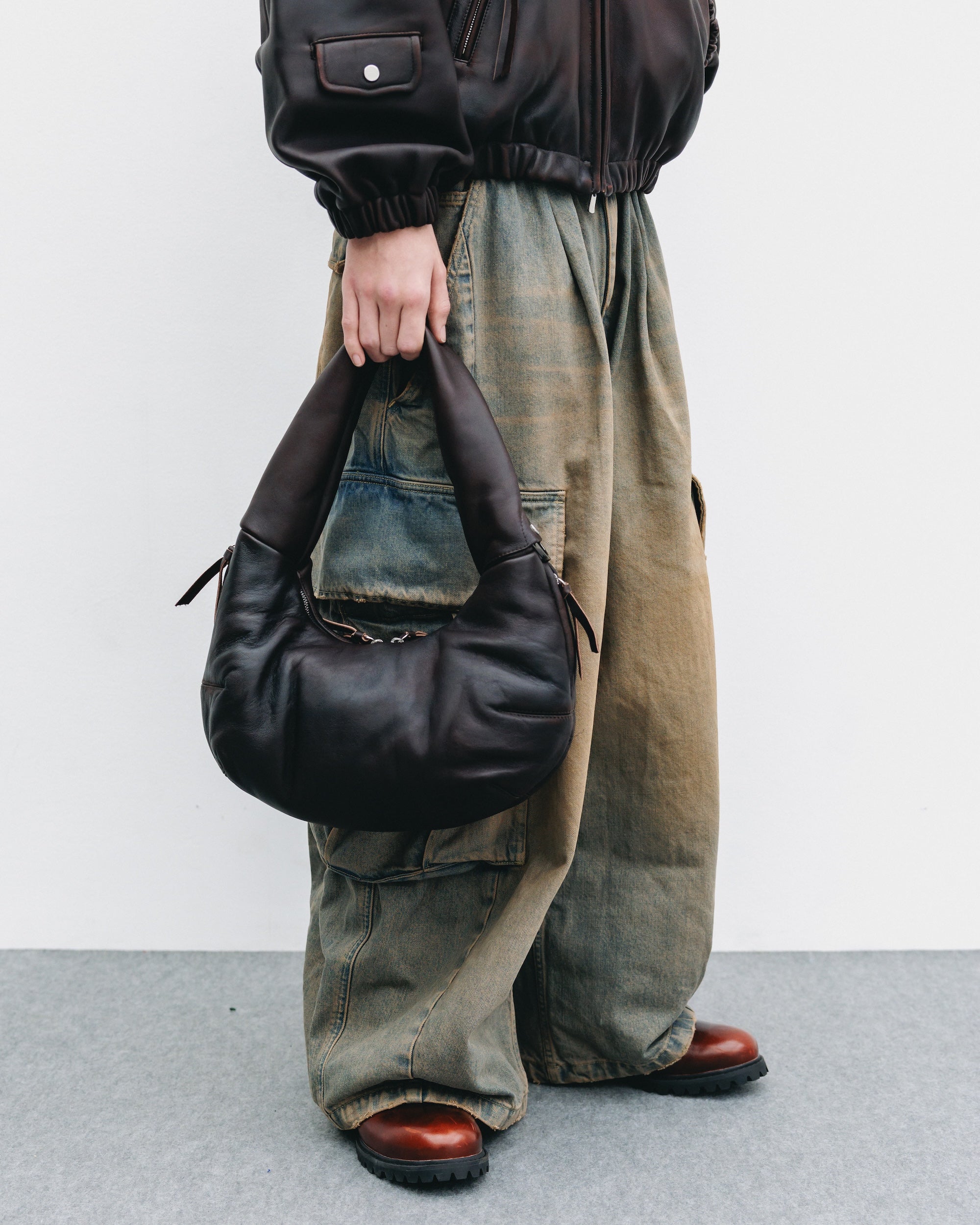 【11.1 SAT 20:00- IN STOCK】VINTAGE SHEEP LEATHER SYSTEM BAG XS