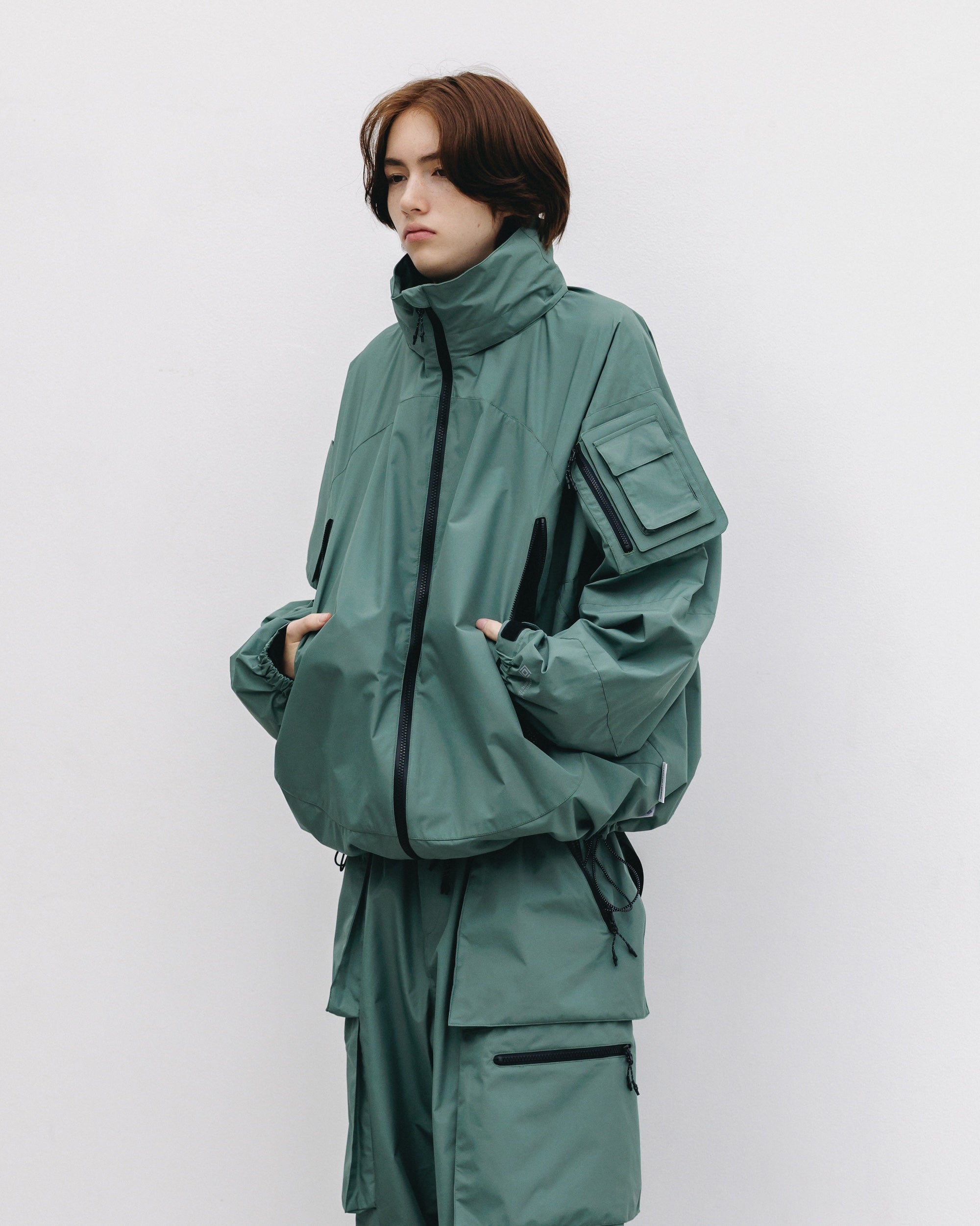 +phenix WINDSTOPPER® by GORE-TEX LABS CITY MILITARY JACKET (MILITARY GREEN)