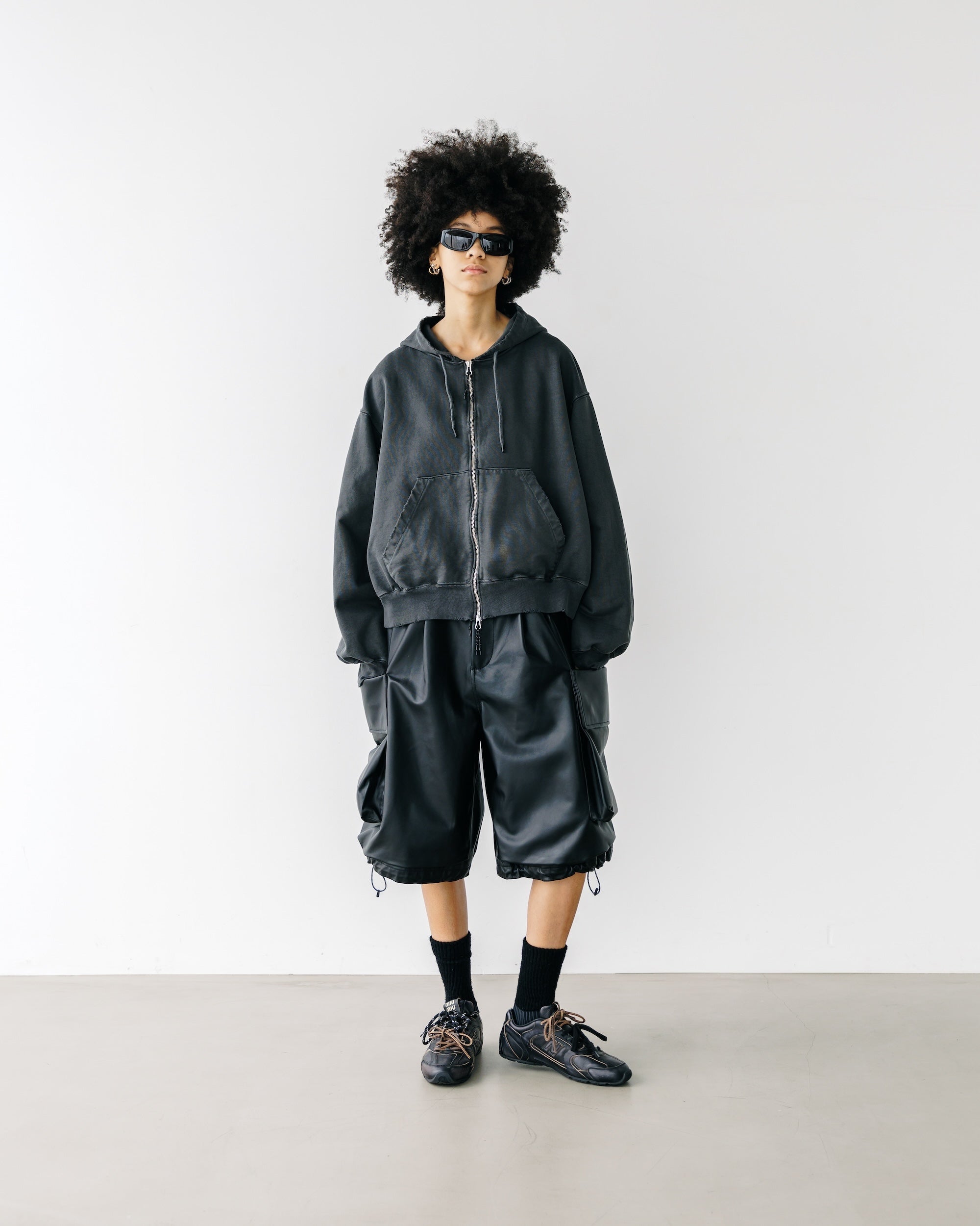 +phenix WINDSTOPPER® by GORE-TEX LABS LEATHER CITY MILITARY HALF PANTS