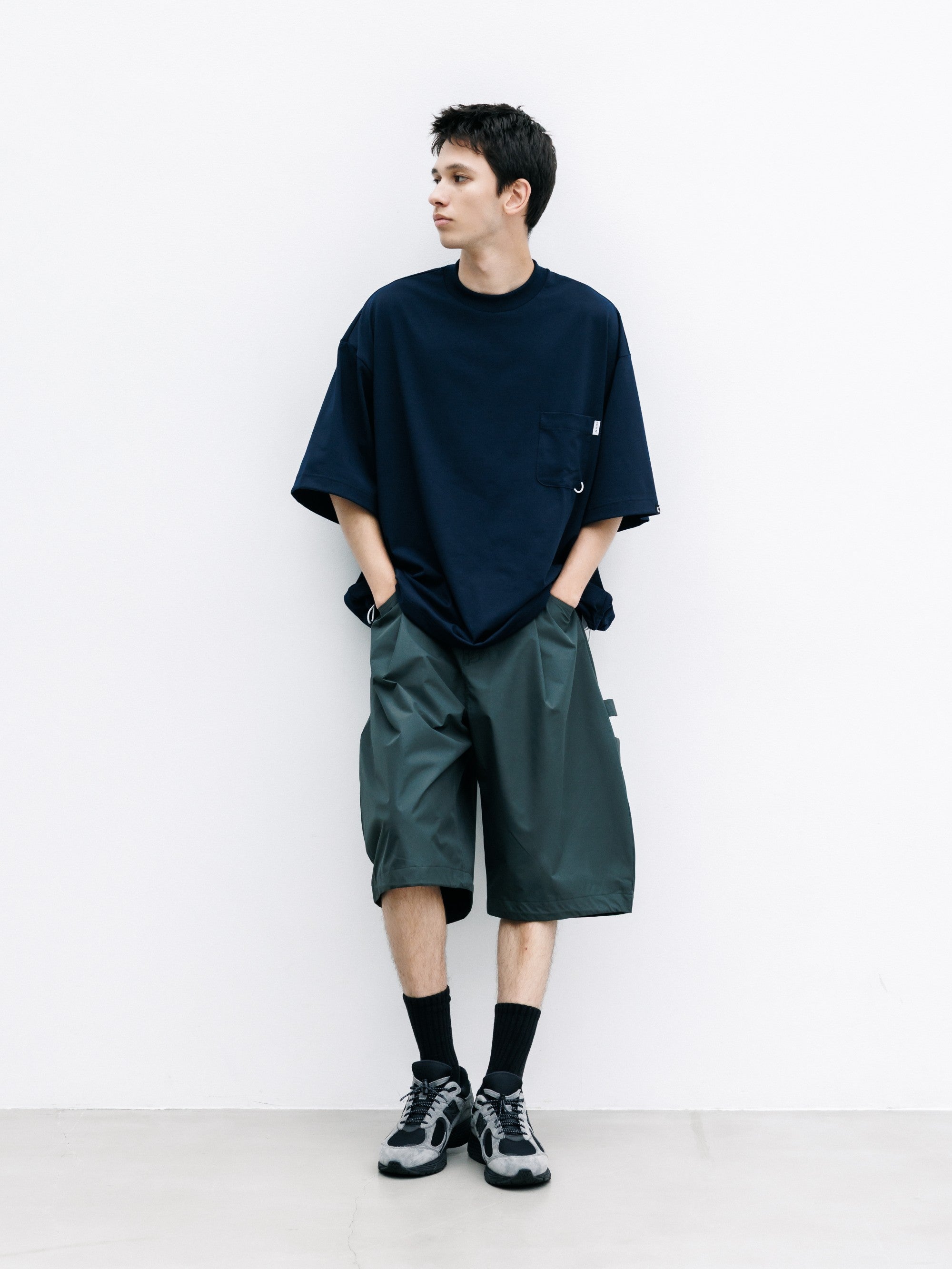 【7.22 WED 20:00- IN STOCK】TECH POCKET S/S T-SHIRT (NAVY)