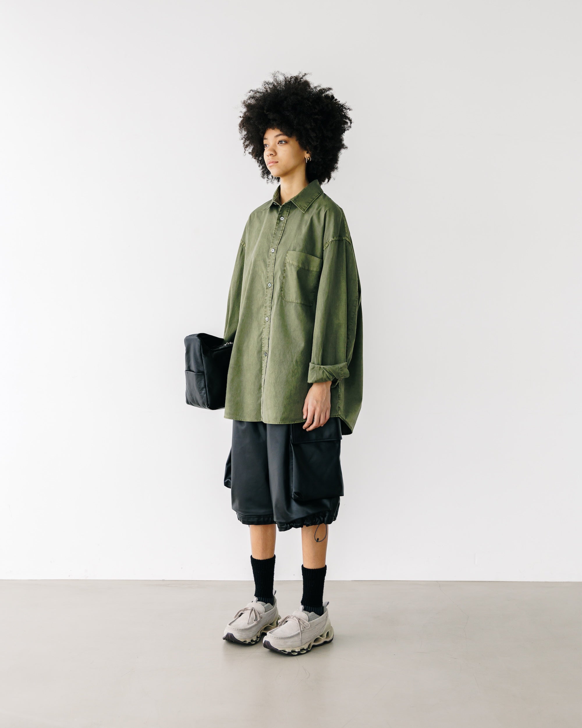 +phenix WINDSTOPPER® by GORE-TEX LABS LEATHER CITY MILITARY HALF PANTS