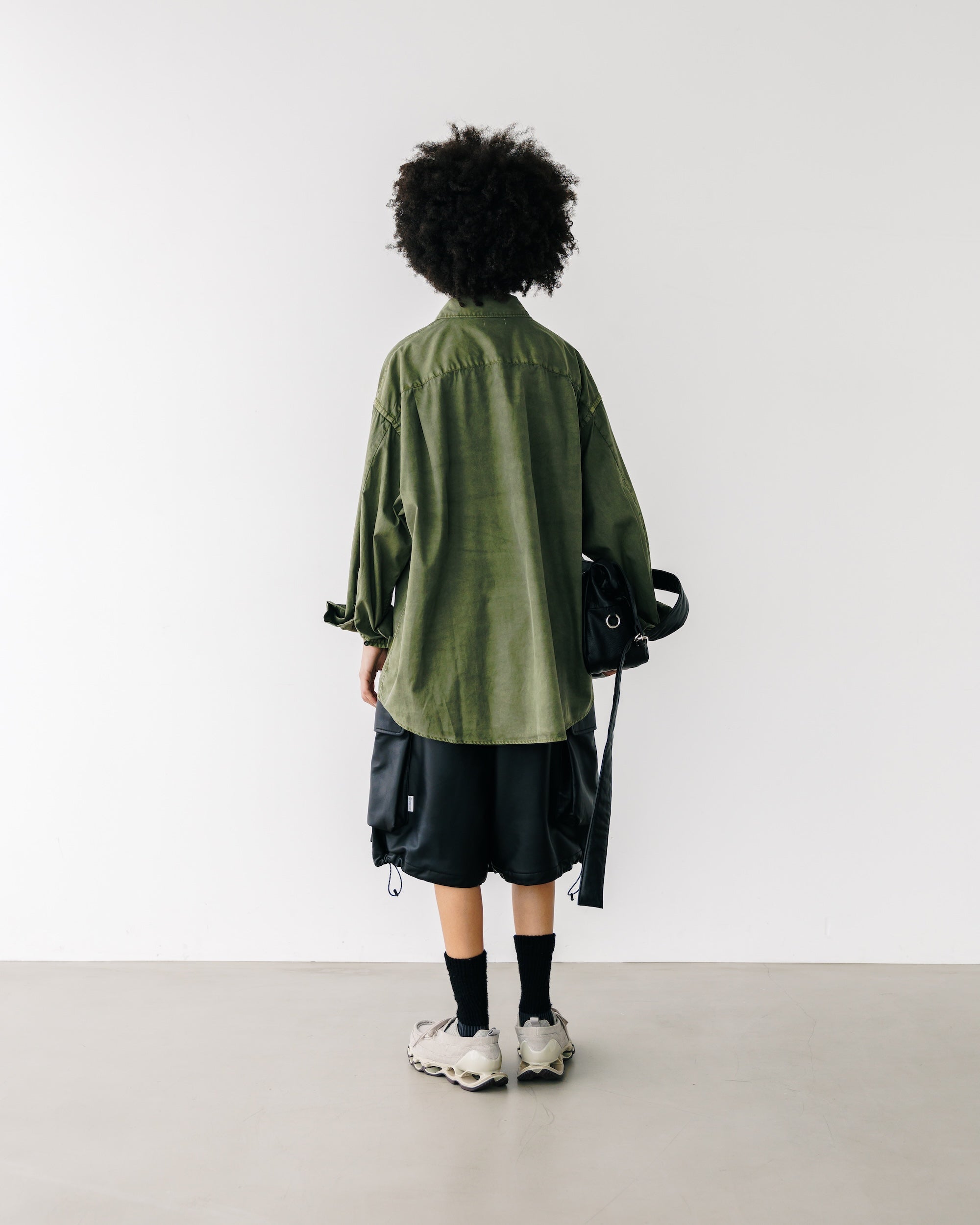 PIGMENT DYED OXFORD CITY SHIRT (FADE OLIVE)