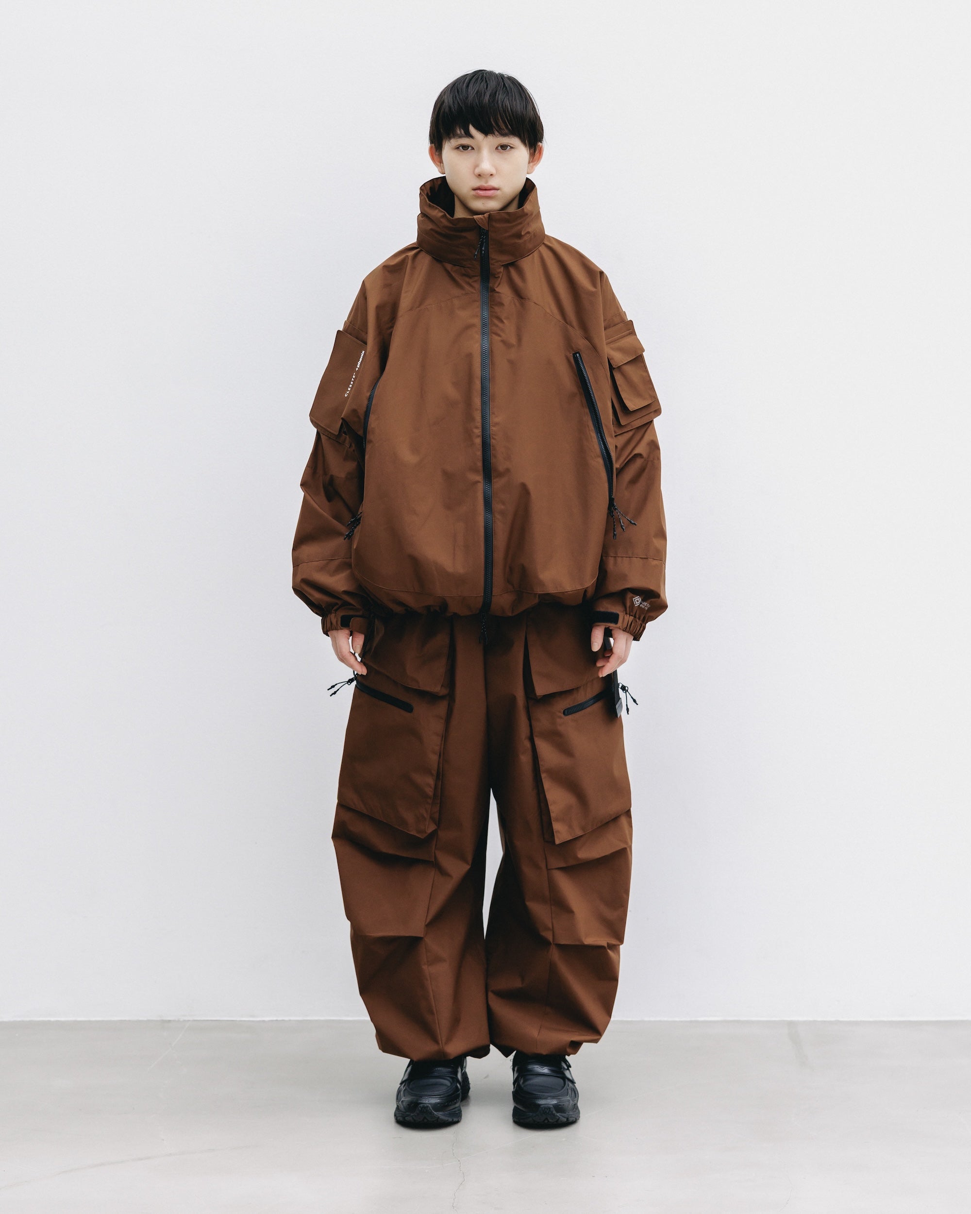 +phenix WINDSTOPPER® by GORE-TEX LABS CITY MILITARY CURVE PANTS (CHOCOLATE BROWN)