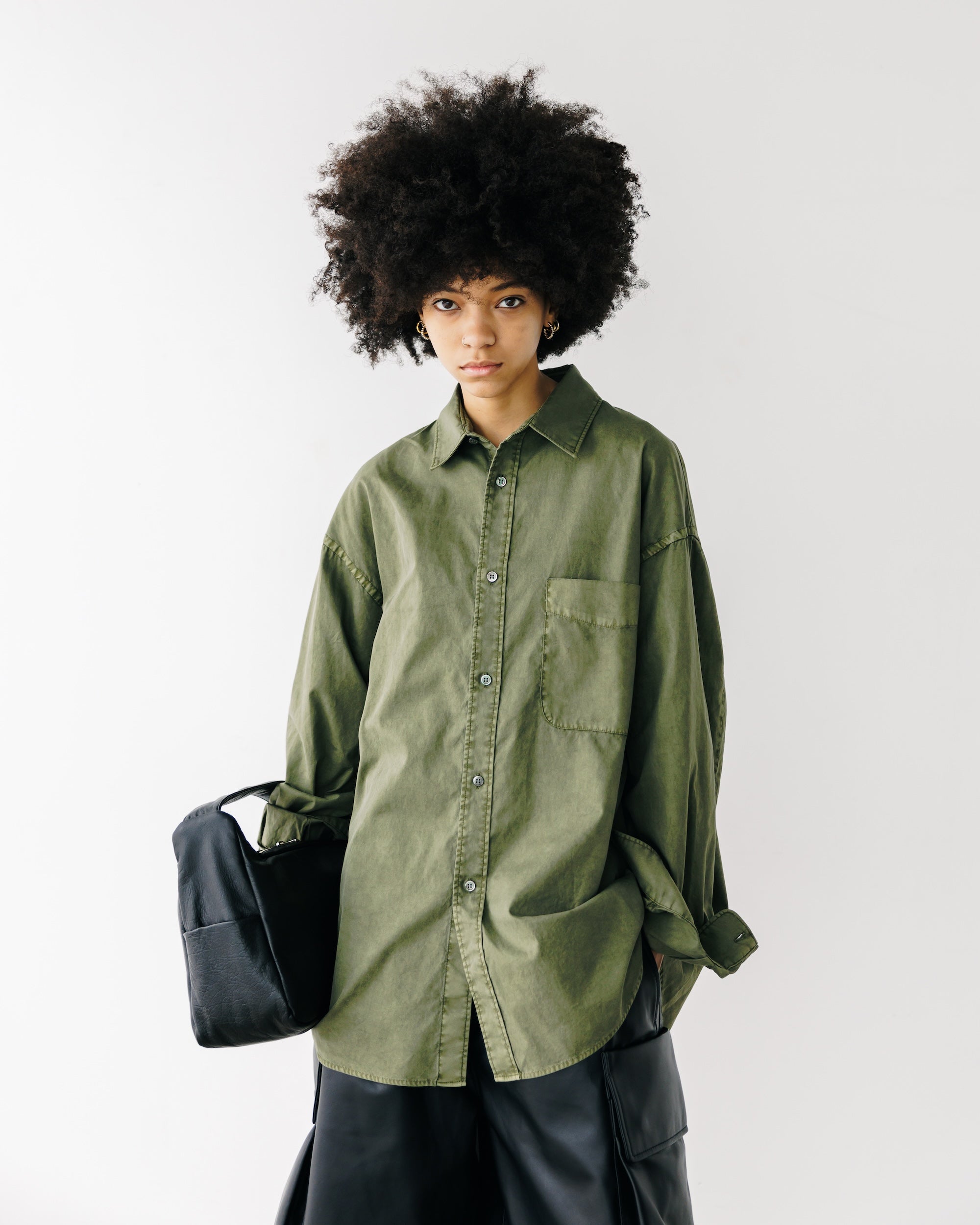 PIGMENT DYED OXFORD CITY SHIRT (FADE OLIVE)