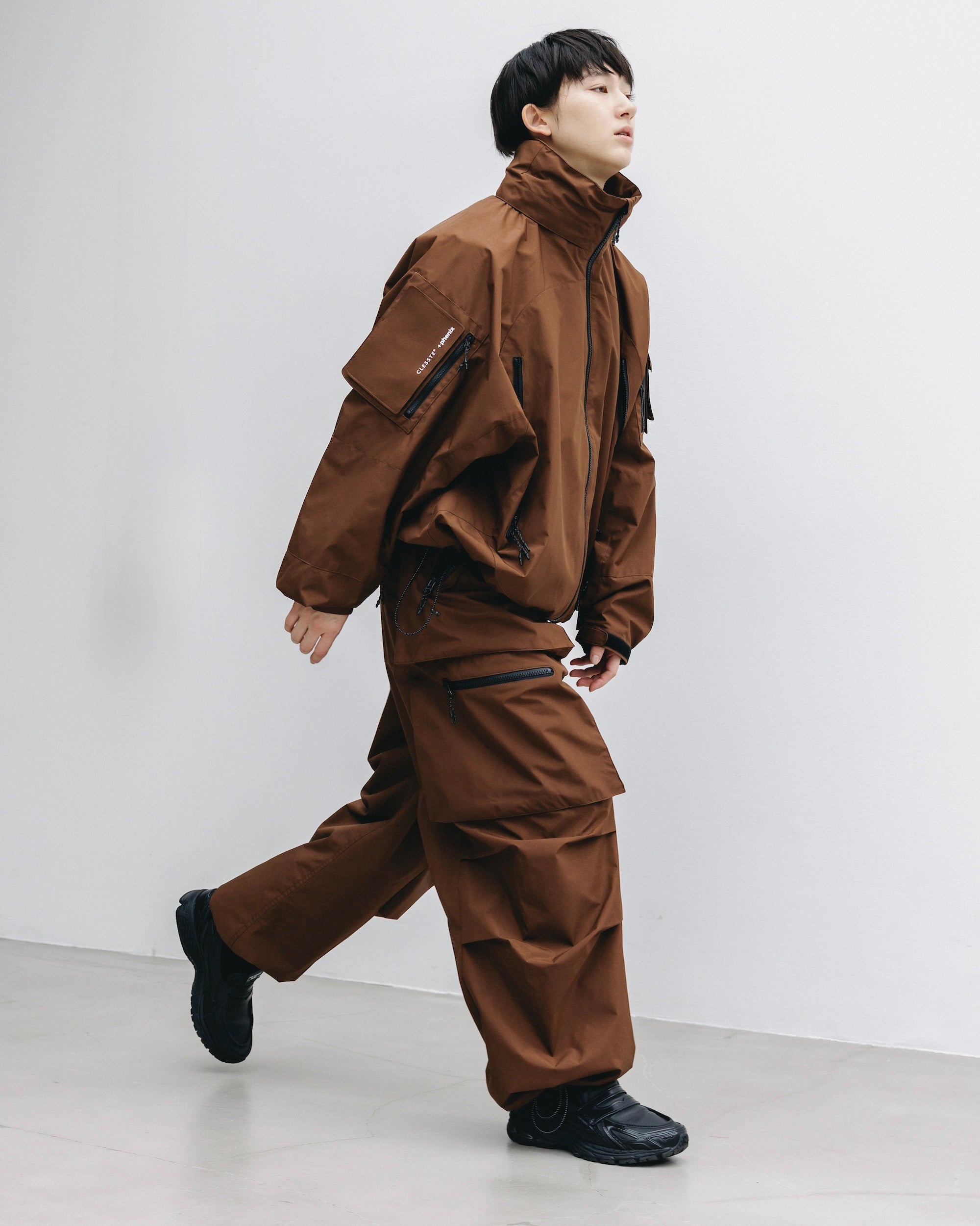 +phenix WINDSTOPPER® by GORE-TEX LABS CITY MILITARY CURVE PANTS (CHOCOLATE BROWN)