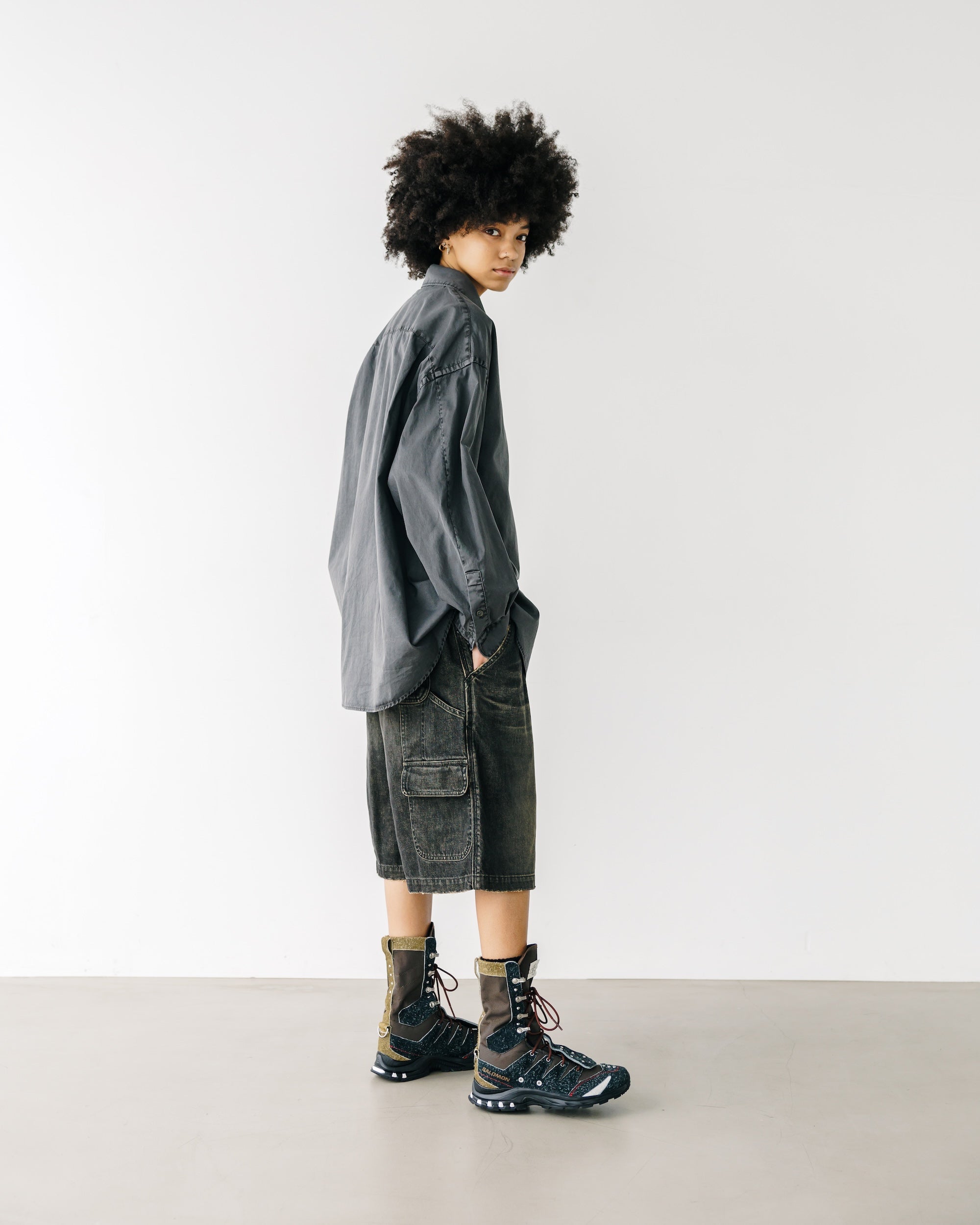 PIGMENT DYED OXFORD CITY SHIRT (FADE BLACK)