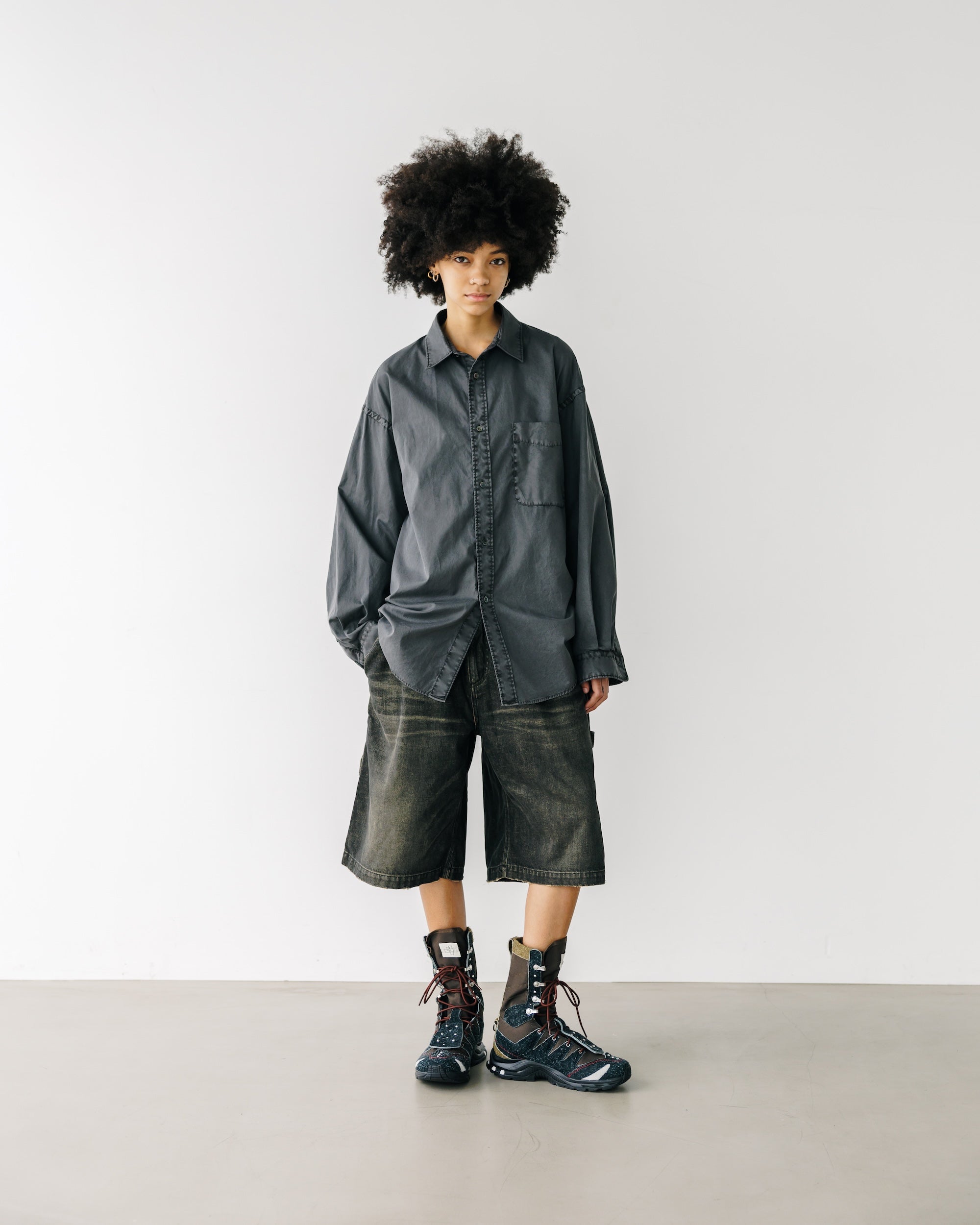 PIGMENT DYED OXFORD CITY SHIRT (FADE BLACK)