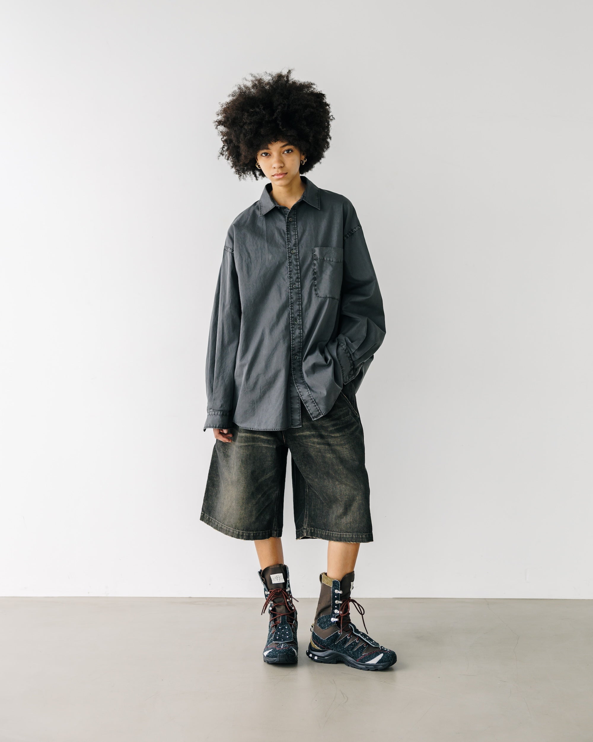 PIGMENT DYED OXFORD CITY SHIRT (FADE BLACK)