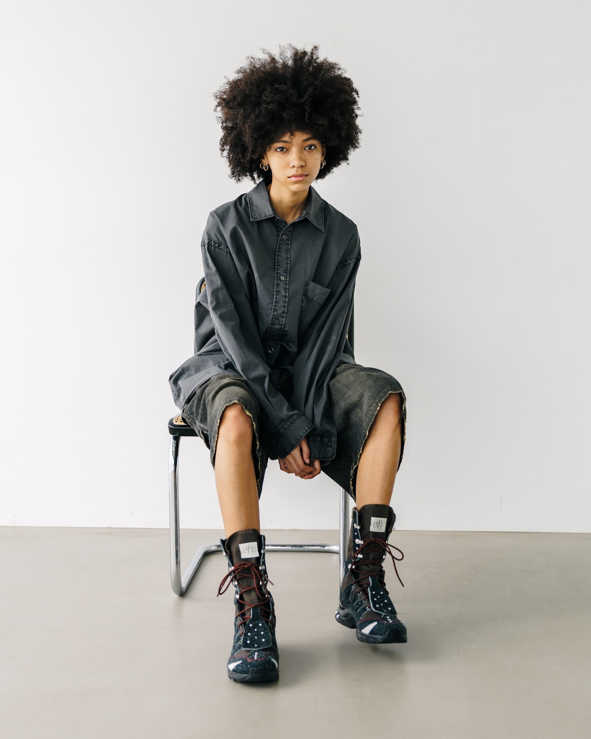 PIGMENT DYED OXFORD CITY SHIRT (FADE BLACK)