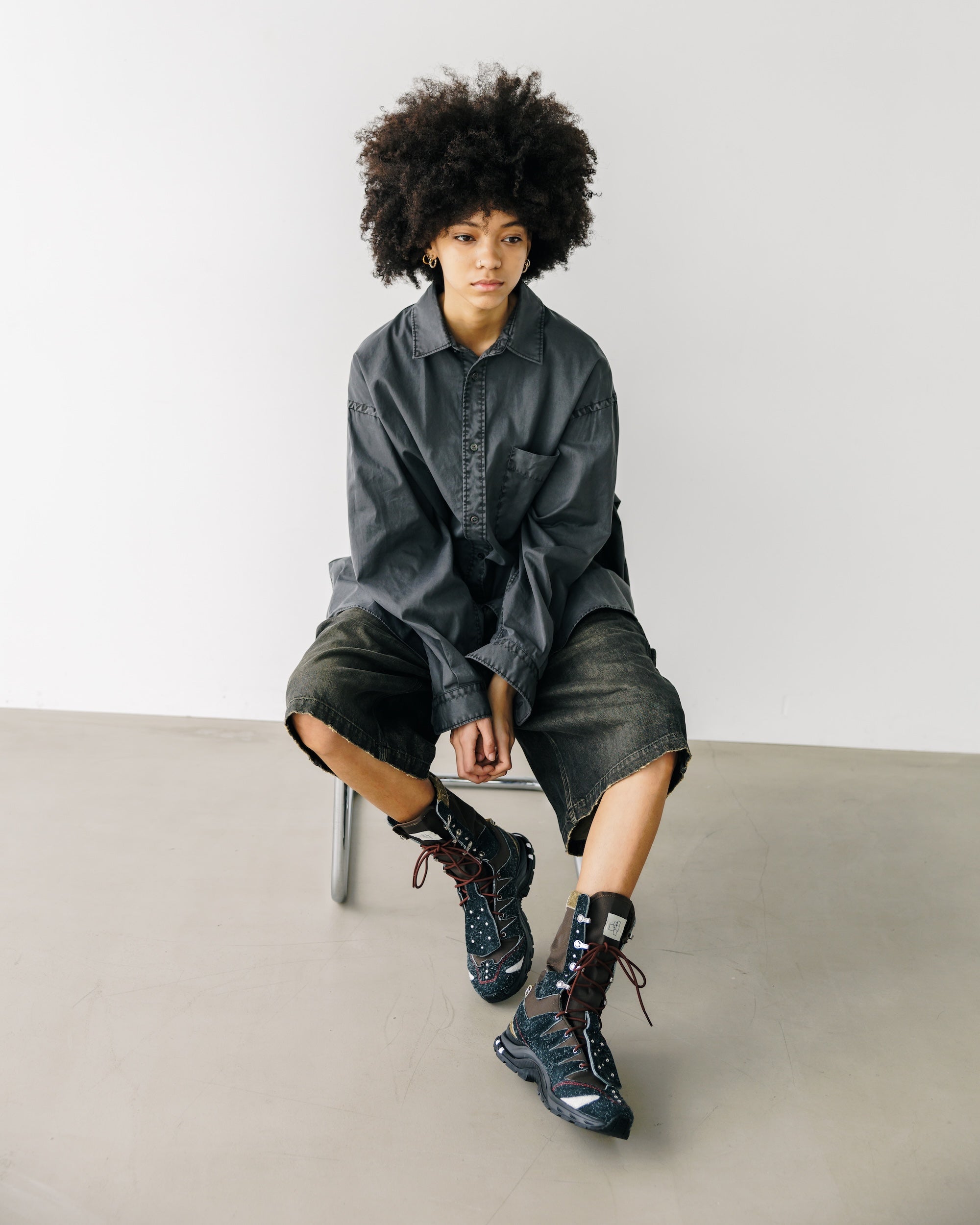PIGMENT DYED OXFORD CITY SHIRT (FADE BLACK)