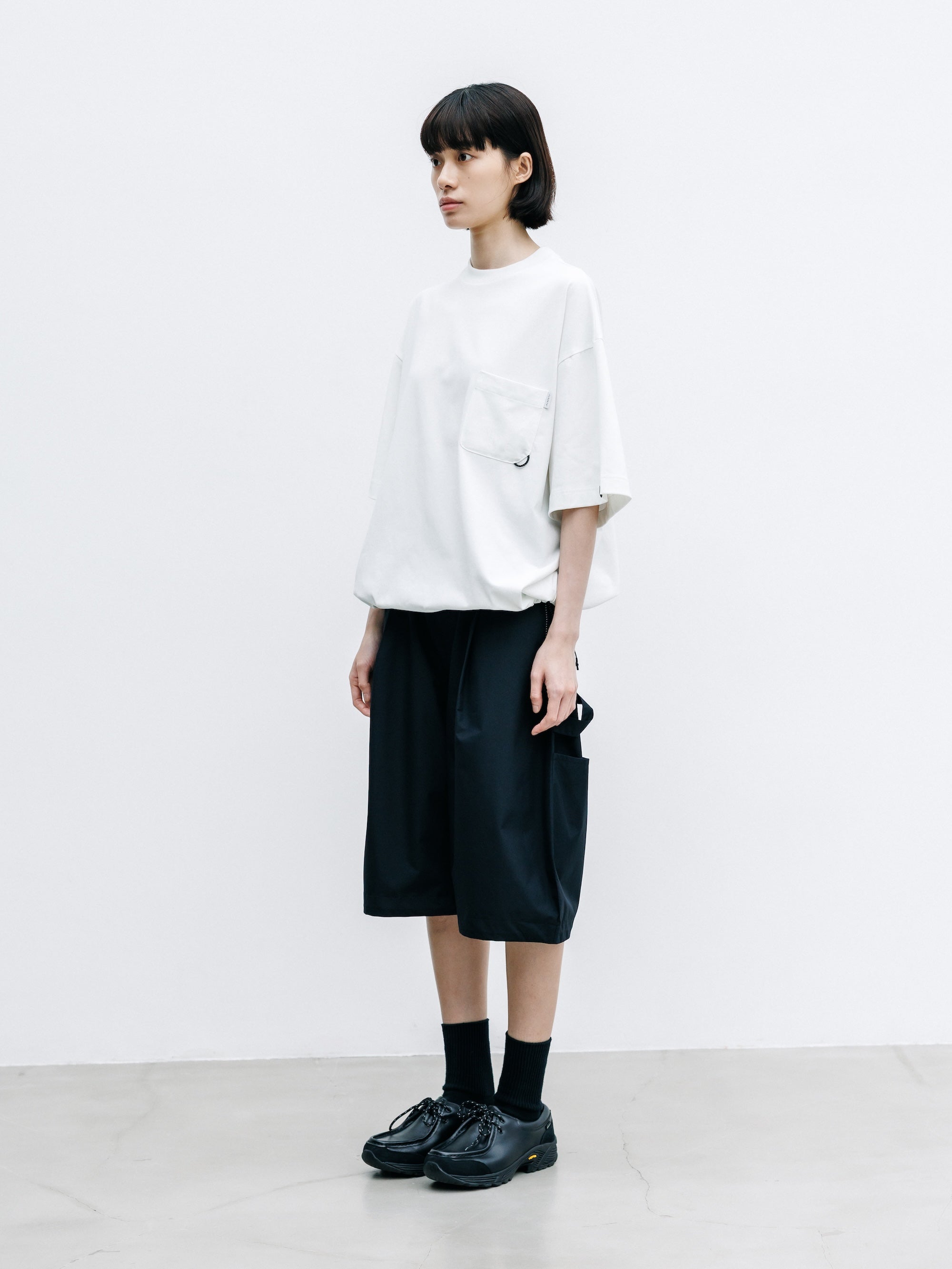 【7.25 SAT 20:00- IN STOCK】+phenix WINDSTOPPER® by GORE-TEX LABS CITY MASSIVE UTILITY HALF PANTS (BLACK)