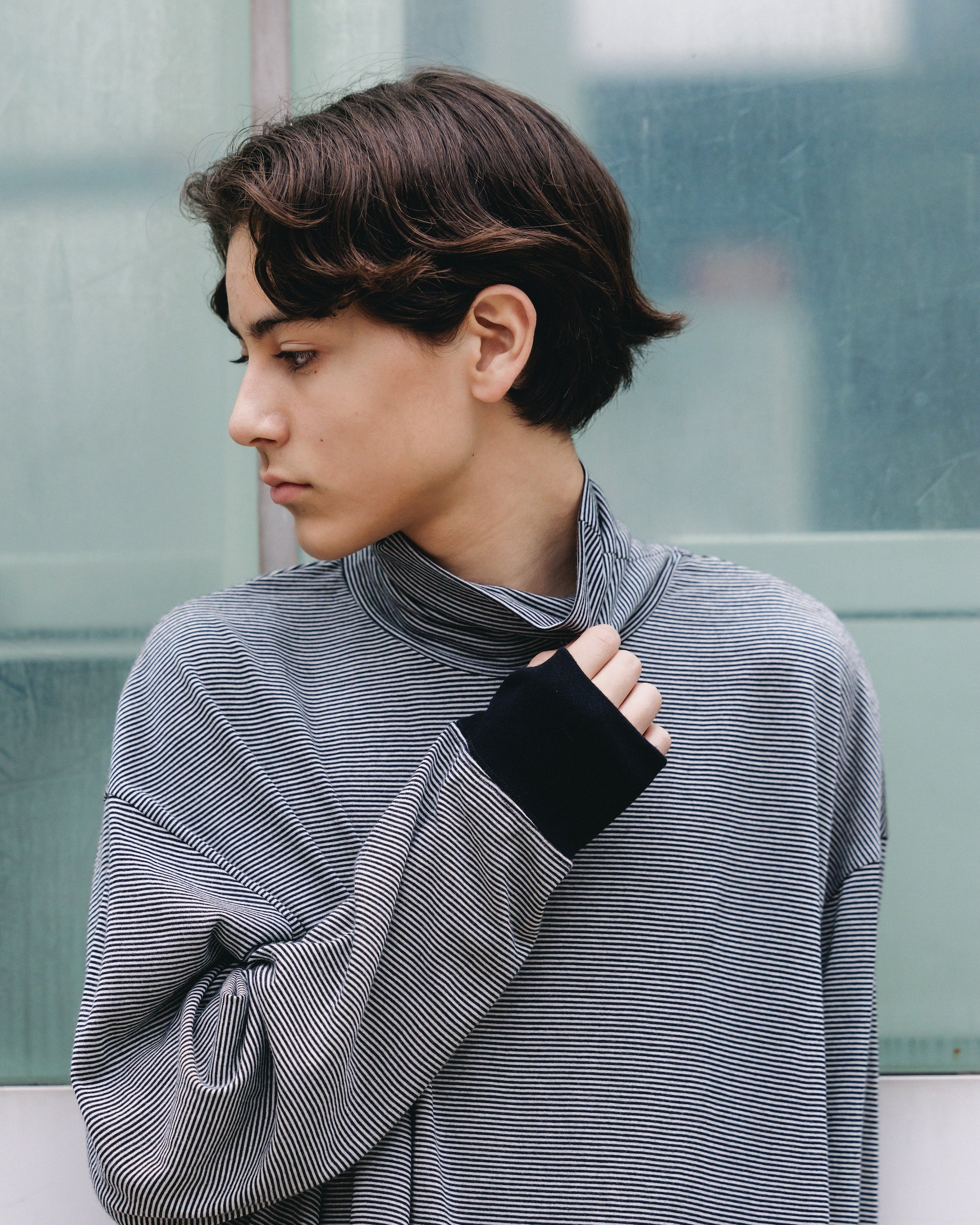 【12.17 WED 20:00- IN STOCK】WOOL BORDER L/S TURTLE NECK T-SHIRT (BLACK×WHITE)