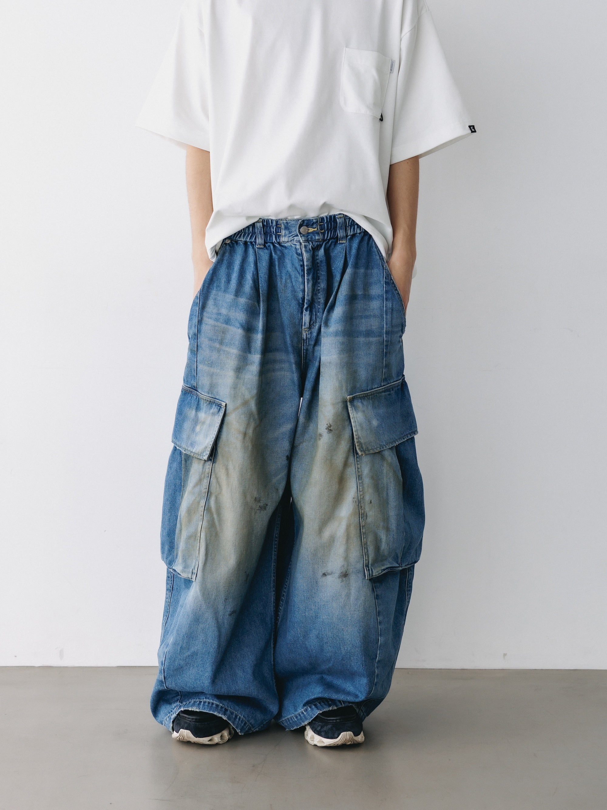 VINTAGE DYED SELVEDGE DENIM CITY MEGA POCKET BALLOON CARGO PANTS (VINTAGE LIGHT INDIGO)
