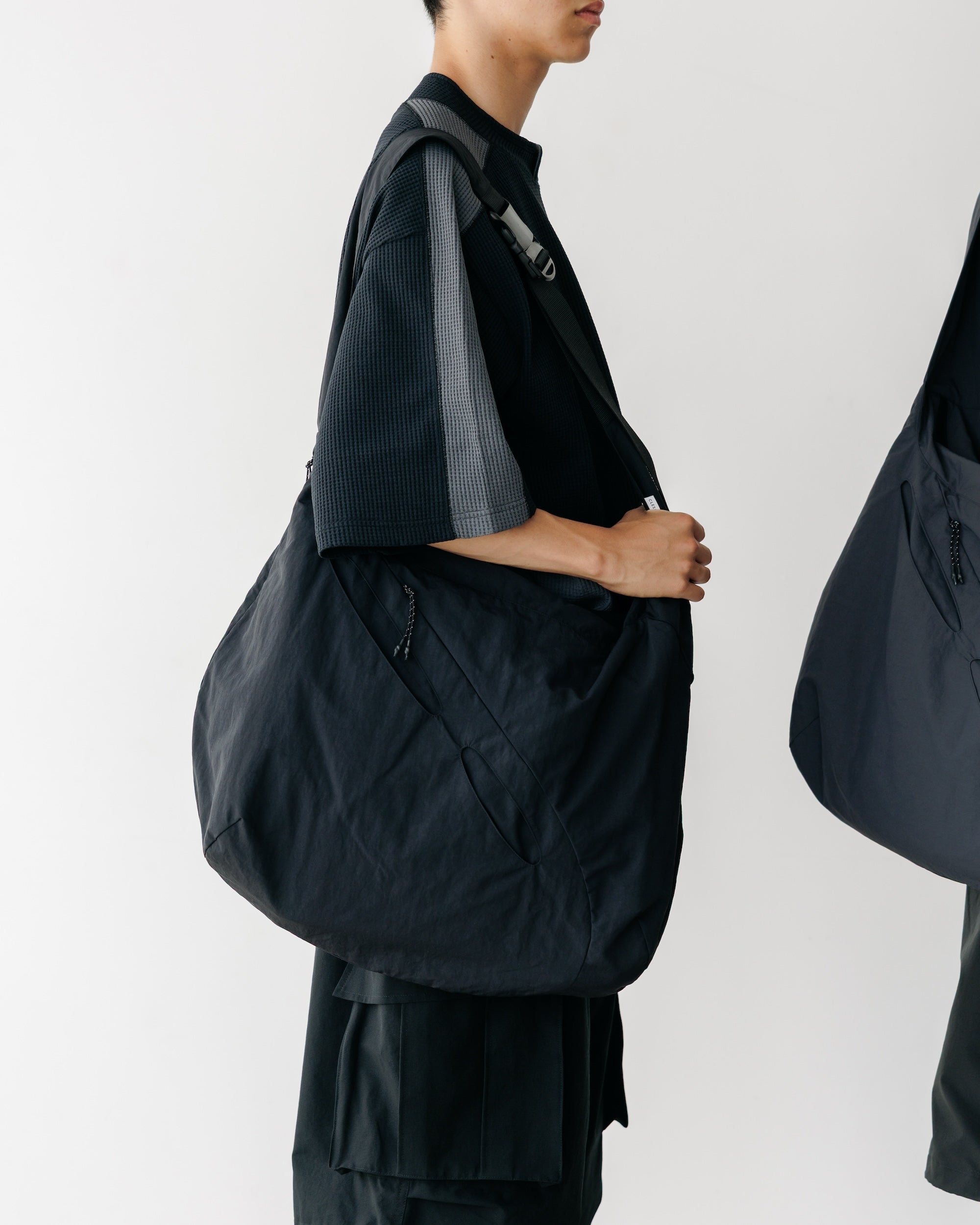 ACTIVE CITY FUTURE BAG LARGE (BLACK)