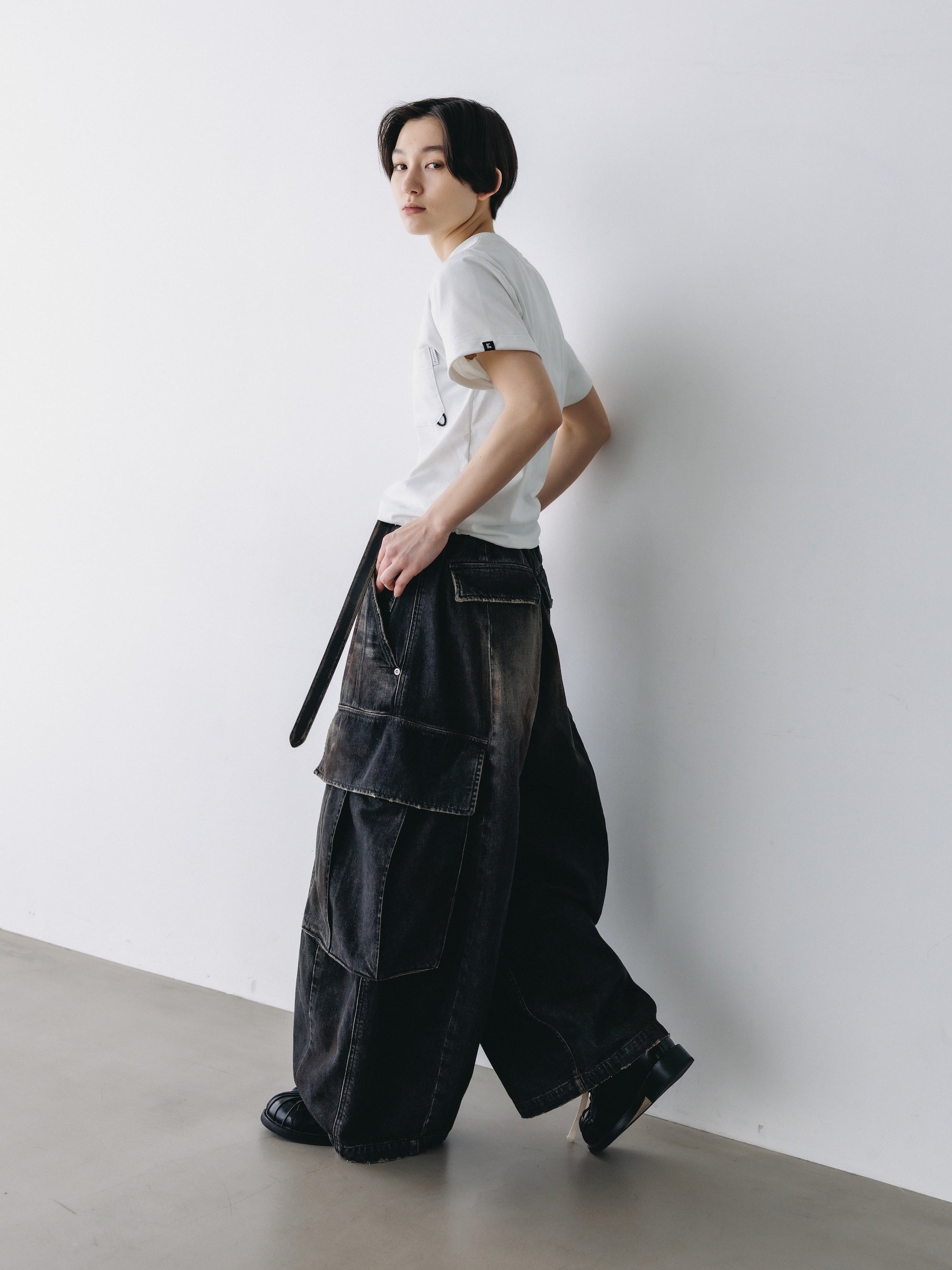 VINTAGE DYED SELVEDGE DENIM CITY MEGA POCKET BALLOON CARGO PANTS (VINTAGE BLACK)