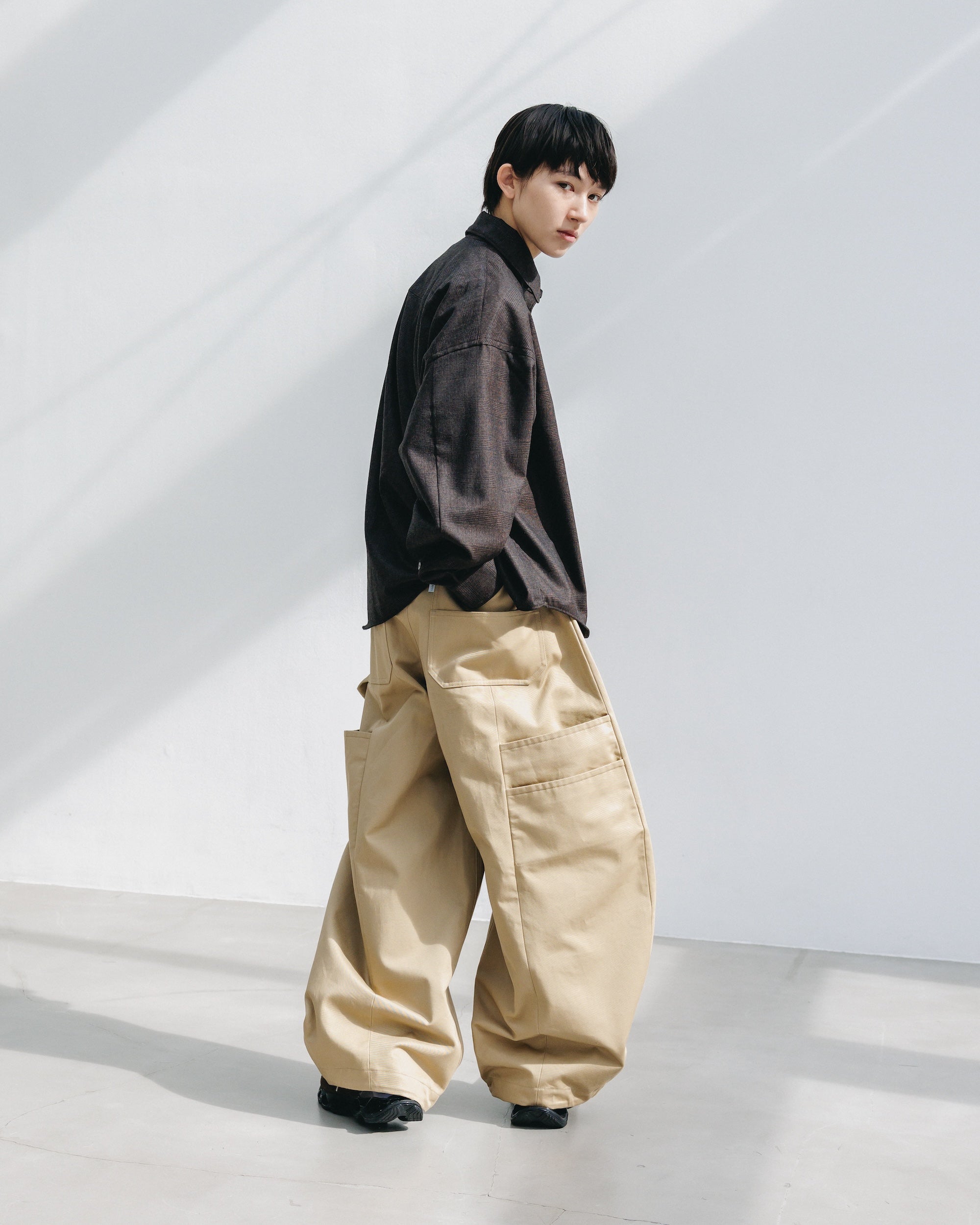 【11.12 WED 20:00- IN STOCK】CITY MASSIVE UTILITY PANTS (BEIGE)