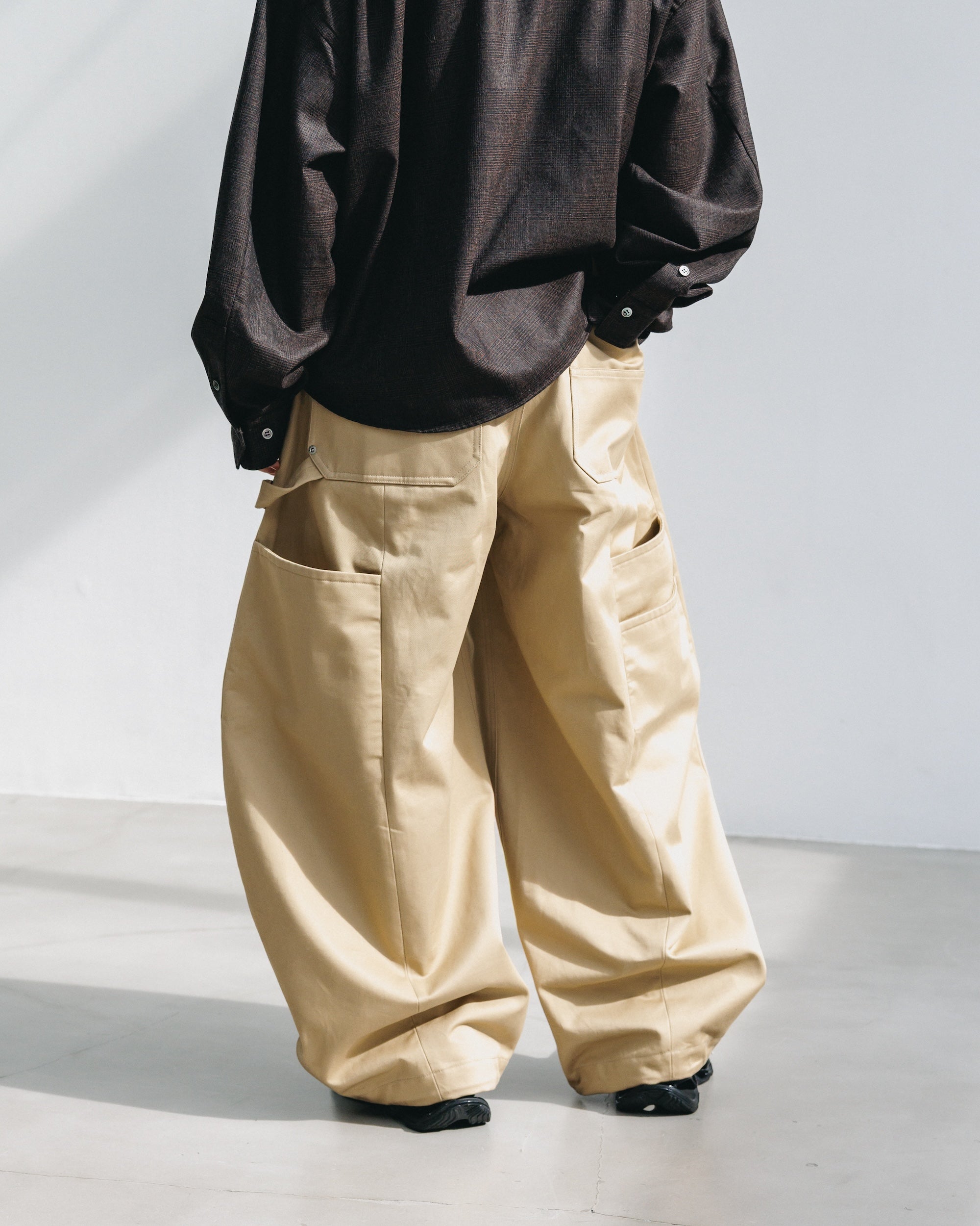 【11.12 WED 20:00- IN STOCK】CITY MASSIVE UTILITY PANTS (BEIGE)