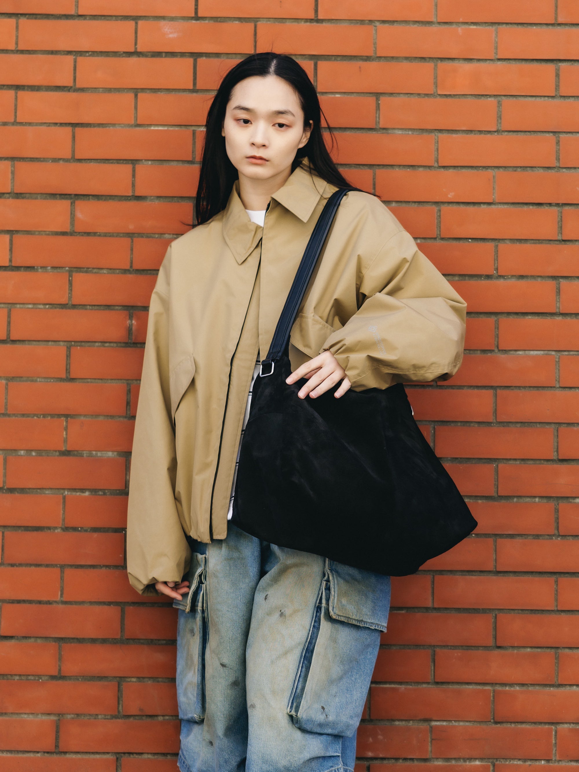 【4.11 SAT 20:00 IN STOCK】SUEDE NOMAD BAG (BLACK)