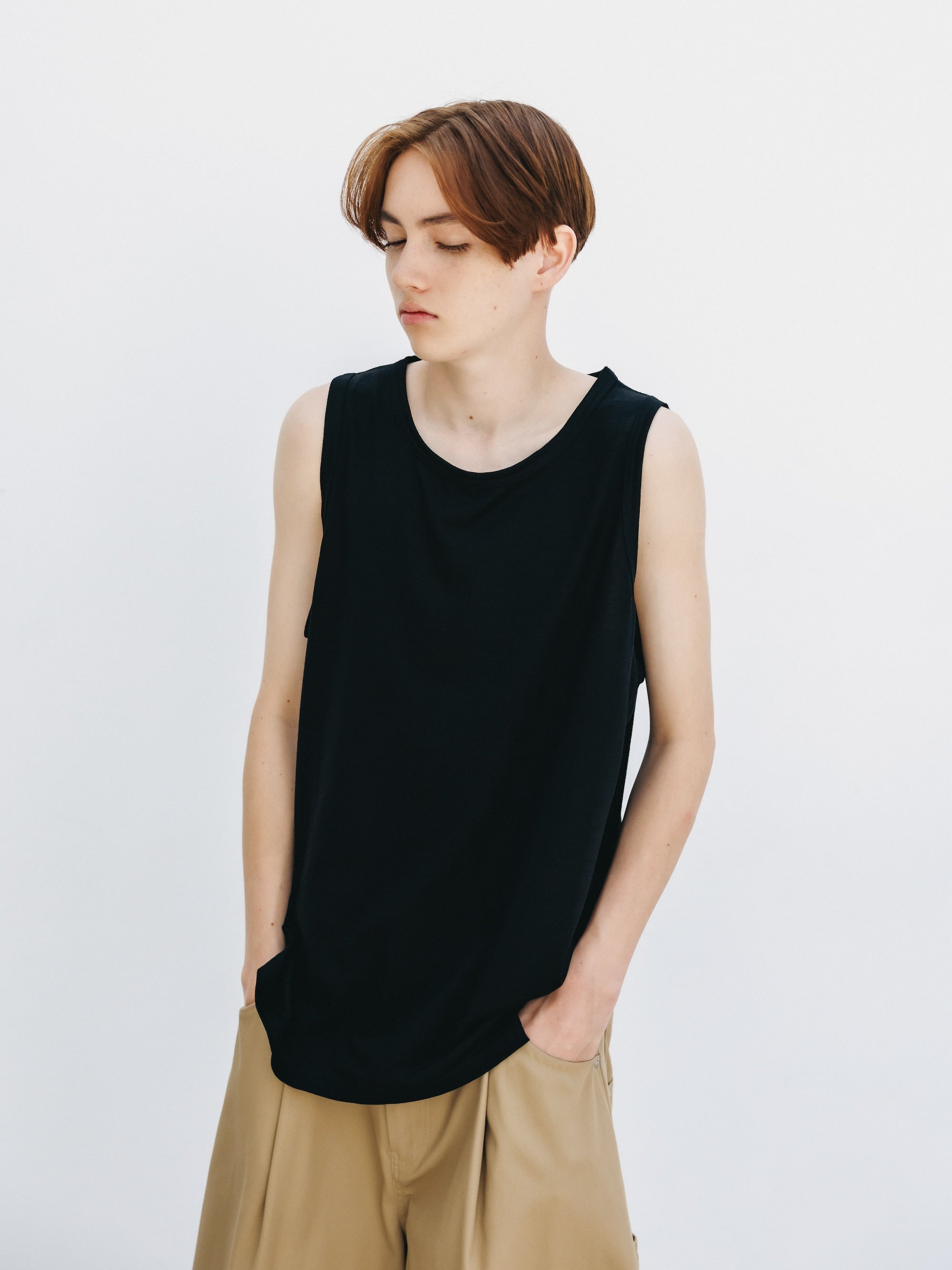 WASHABLE WOOL TANK TOP (BLACK)