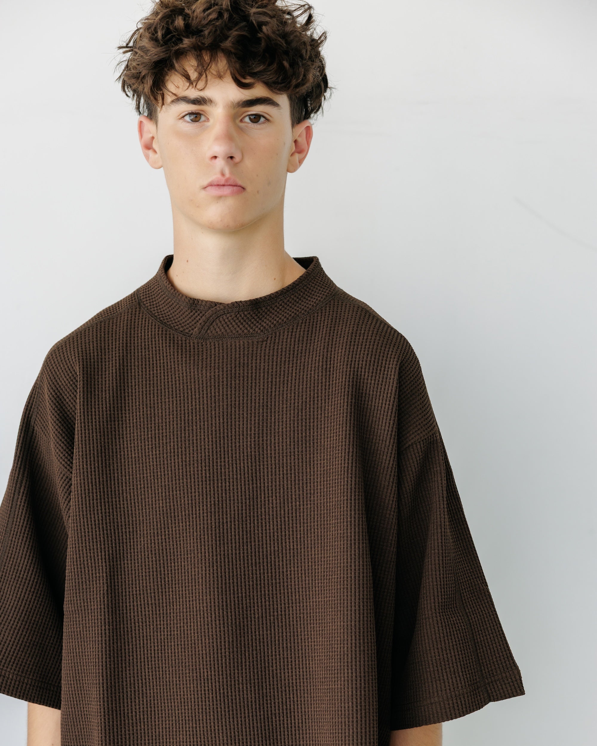 【7.9 WED 20:00- IN STOCK】CITY S/S LIGHT THERMAL PULLOVER (BROWN)