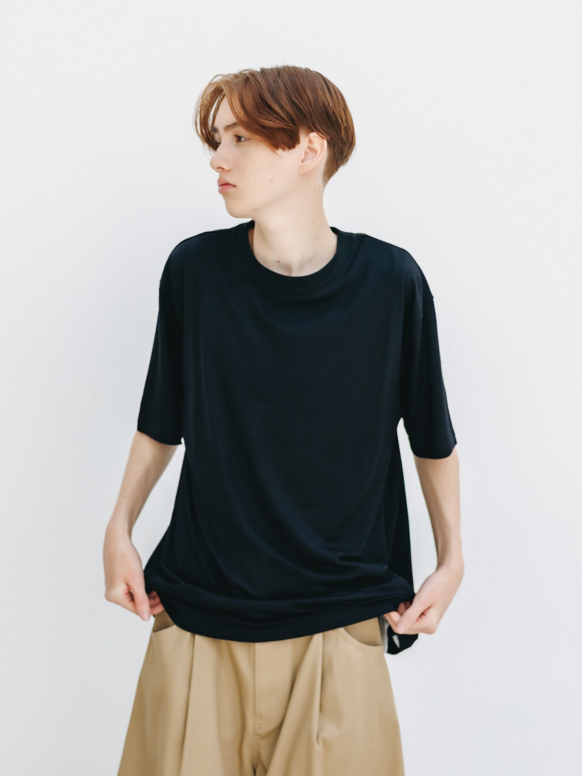 WASHABLE WOOL S/S T-SHIRT (BLACK)