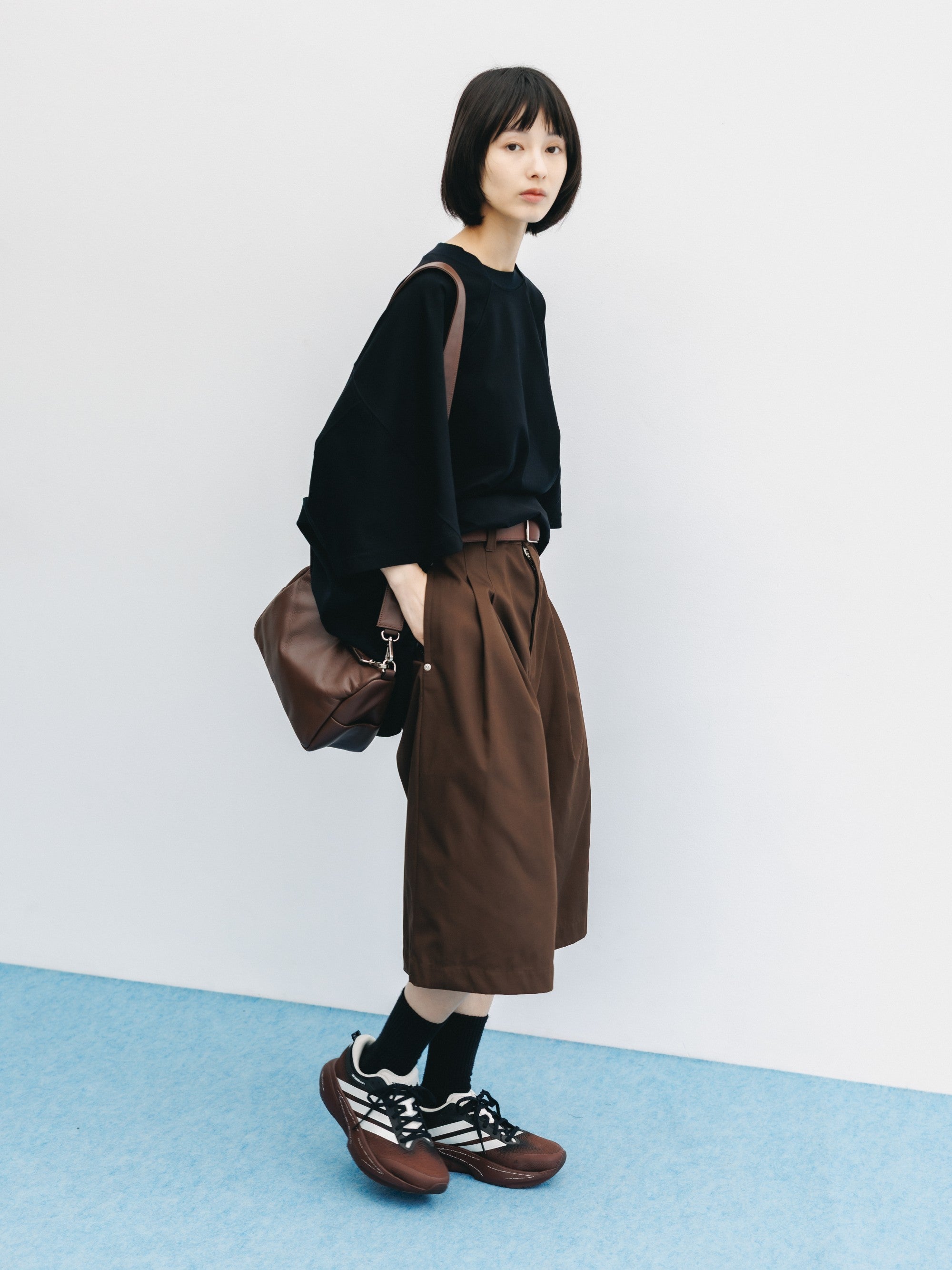 【6.6 SAT 20:00- IN STOCK】T/C GABARDINE CITY BAGGY HALF PANTS (BROWN)