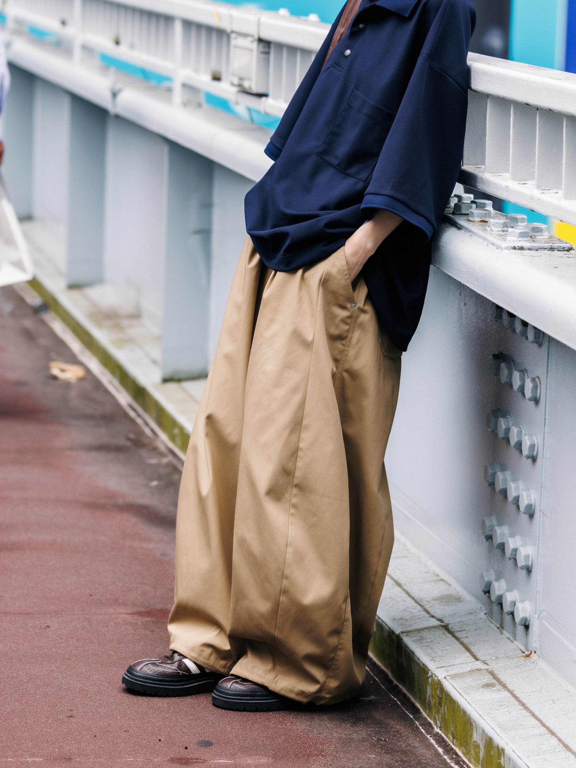 【7.11 SAT 20:00- IN STOCK】T/C GABARDINE CITY WIDE PANTS (BEIGE)