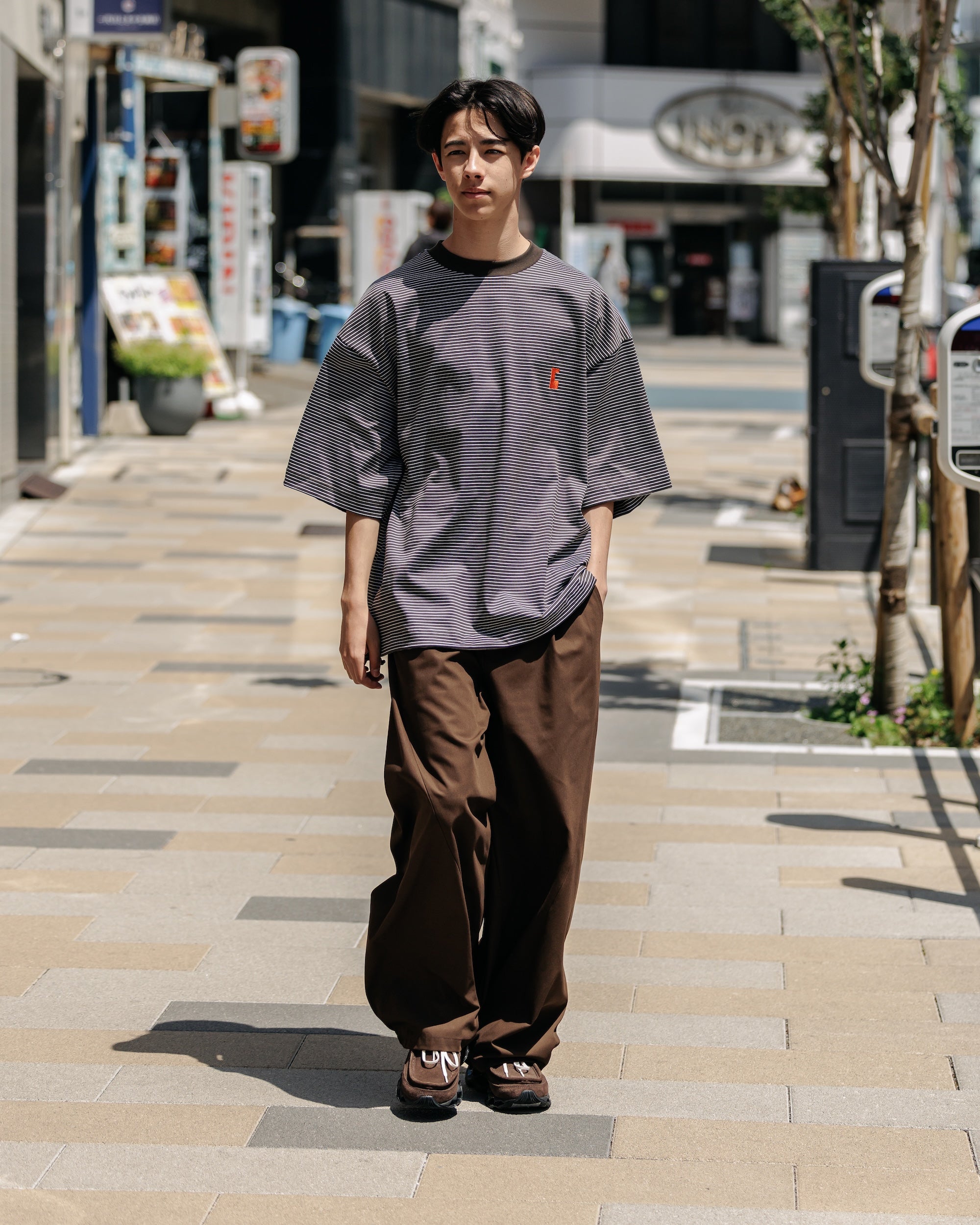 【7.30 WED 20:00- IN STOCK】"C"STRIPED MASSIVE T-SHIRT WITH DRAWSTRINGS (BROWN×WHITE)