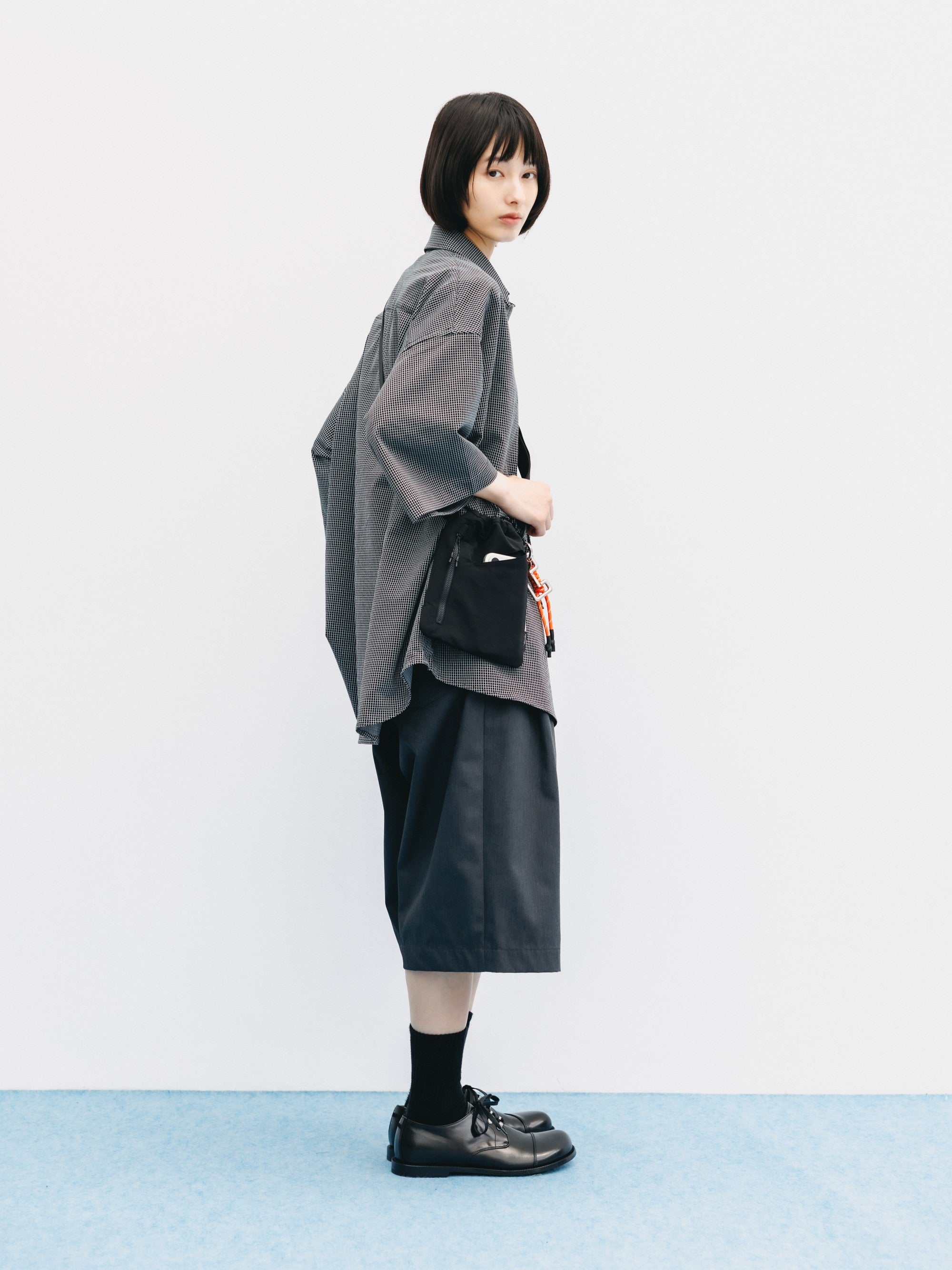 【6.6 SAT 20:00- IN STOCK】T/C GABARDINE CITY BAGGY HALF PANTS (CHARCOAL)