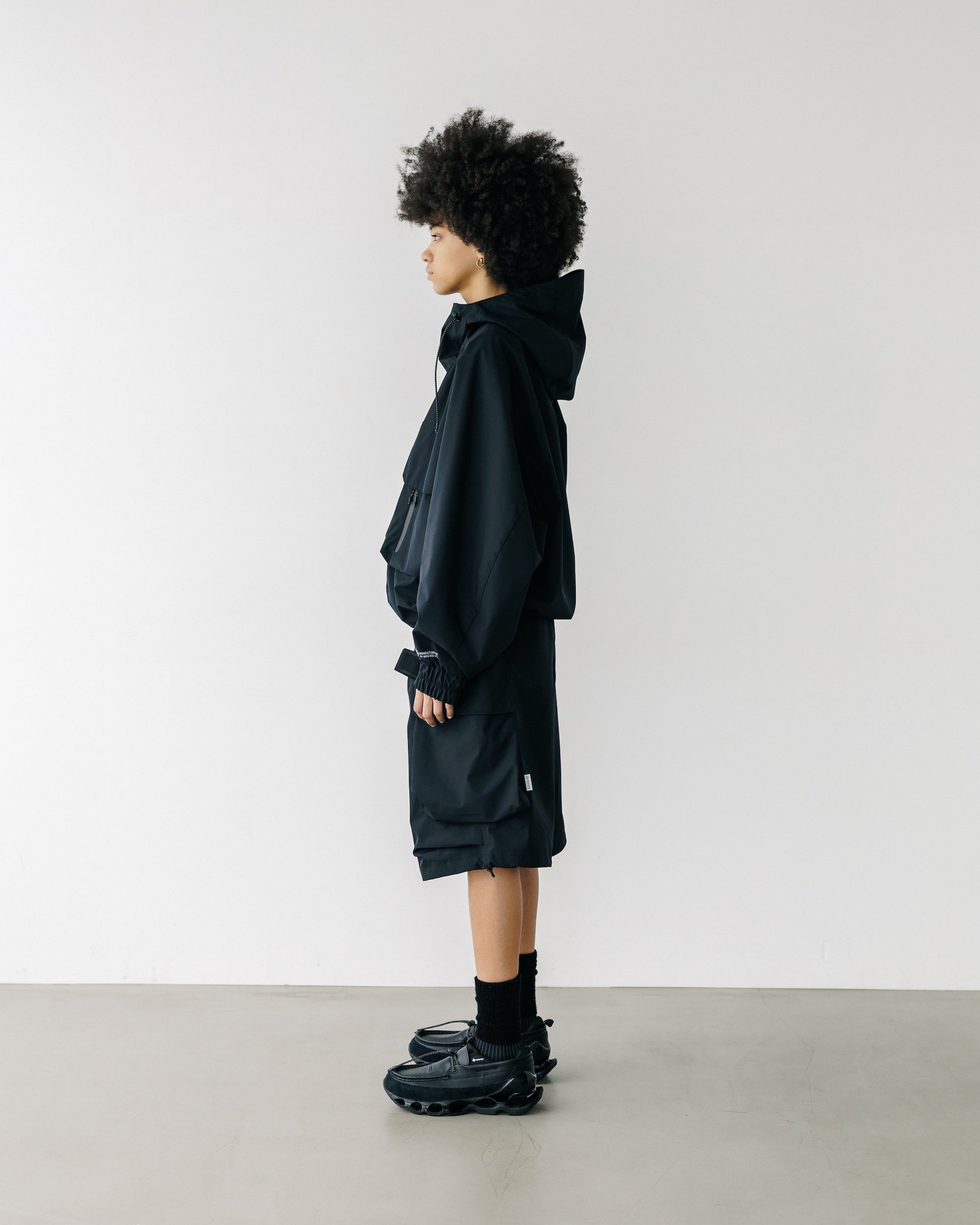 +phenix WINDSTOPPER® by GORE-TEX LABS CITY MILITARY HALF PANTS 001 (BLACK)