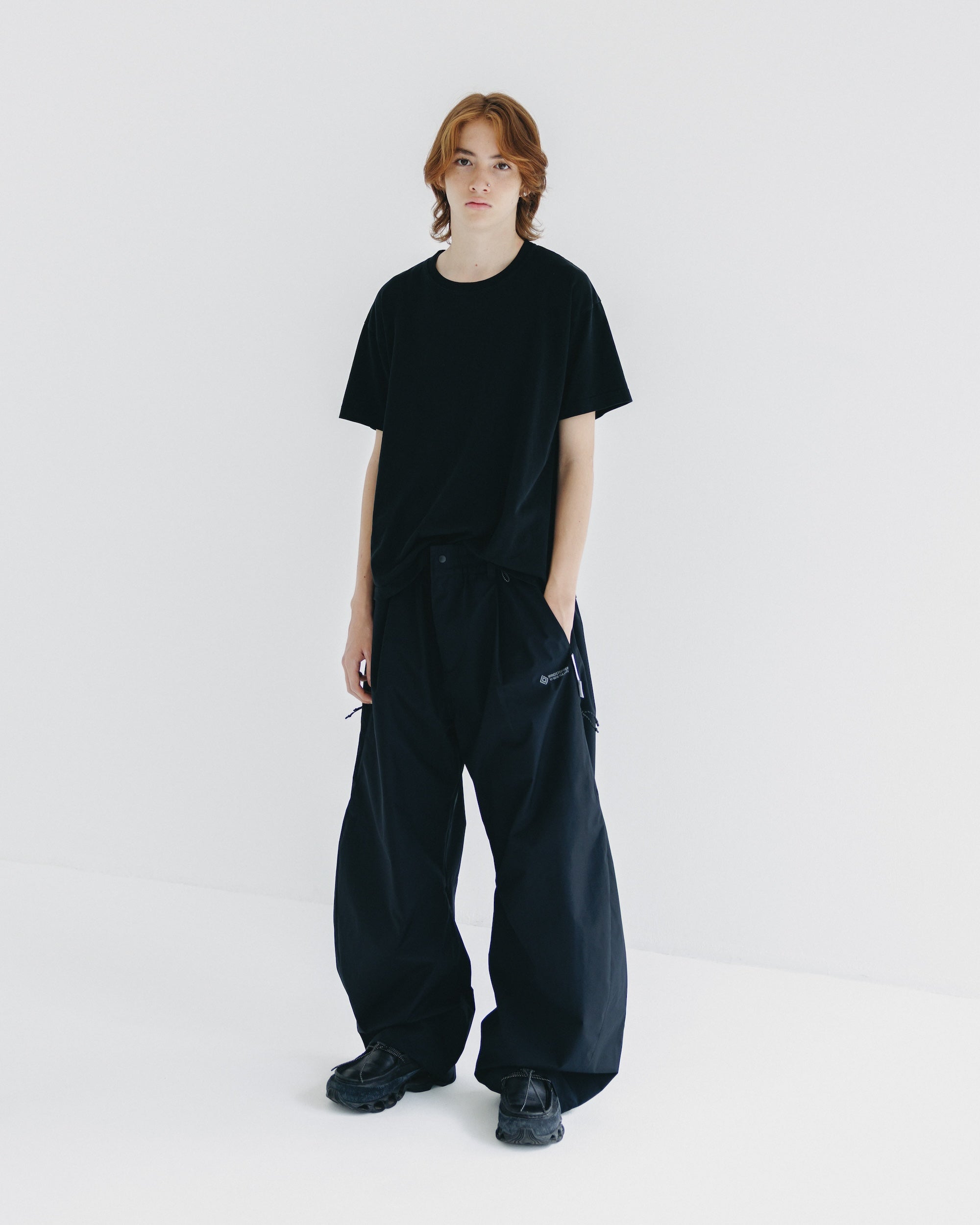 +phenix WINDSTOPPER® by GORE-TEX LABS CITY BARREL LEG PANTS (BLACK)