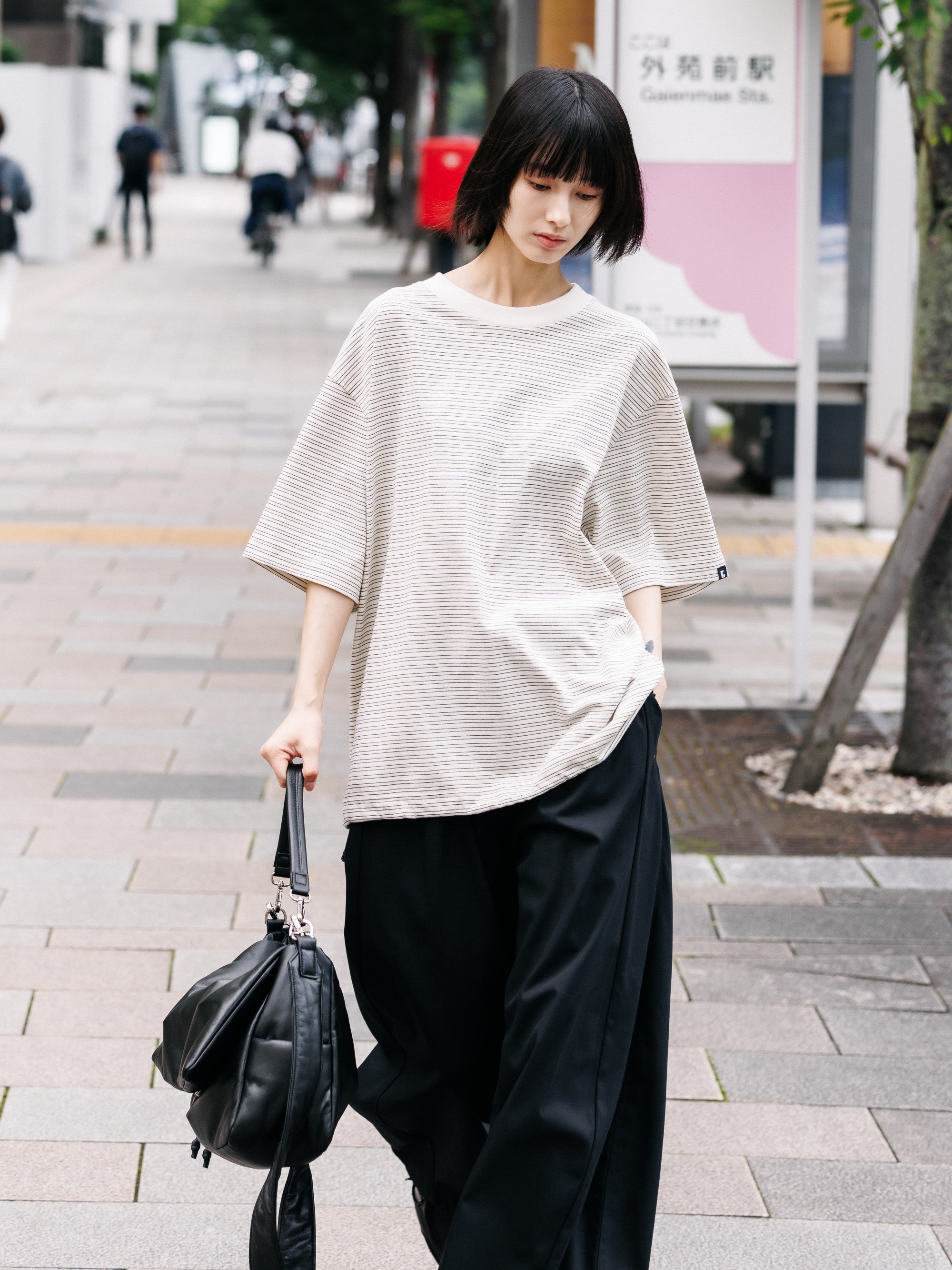 【7.18 SAT 20:00- IN STOCK】LEATHER PADDED FLAP HOLIDAY BAG