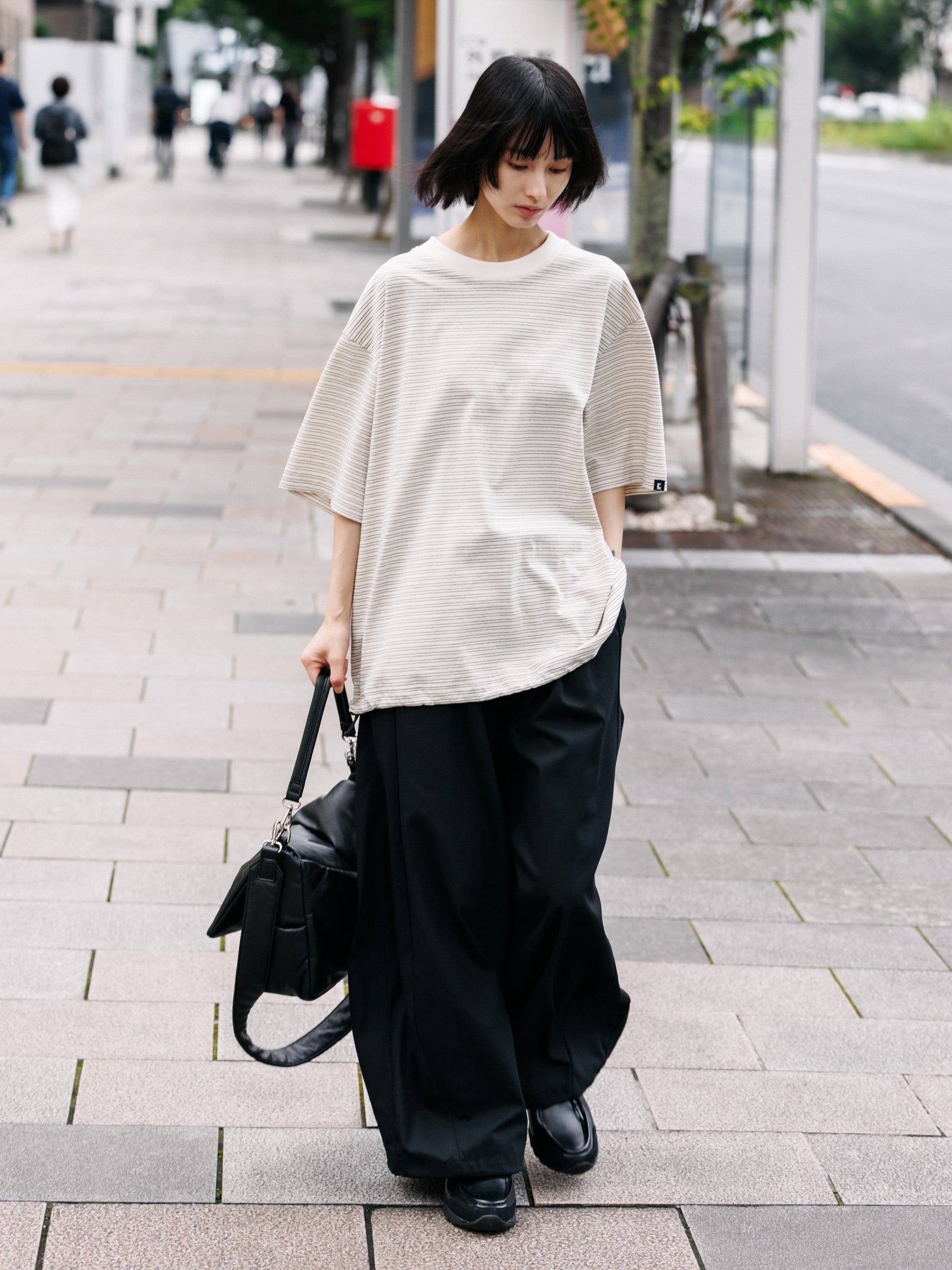 【7.18 SAT 20:00- IN STOCK】LEATHER PADDED FLAP HOLIDAY BAG