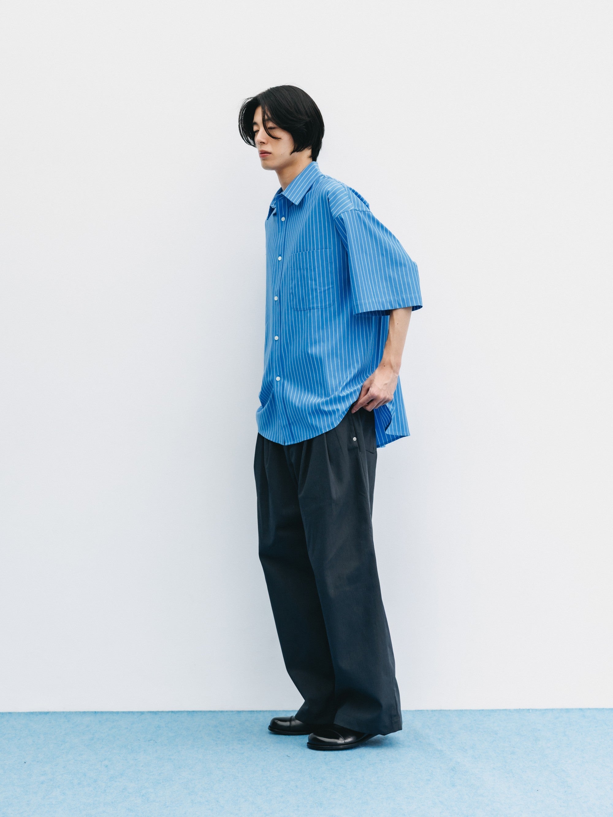 【8.5 WED 20:00- IN STOCK】T/C GABARDINE CITY WIDE STRAIGHT PANTS (CHARCOAL)