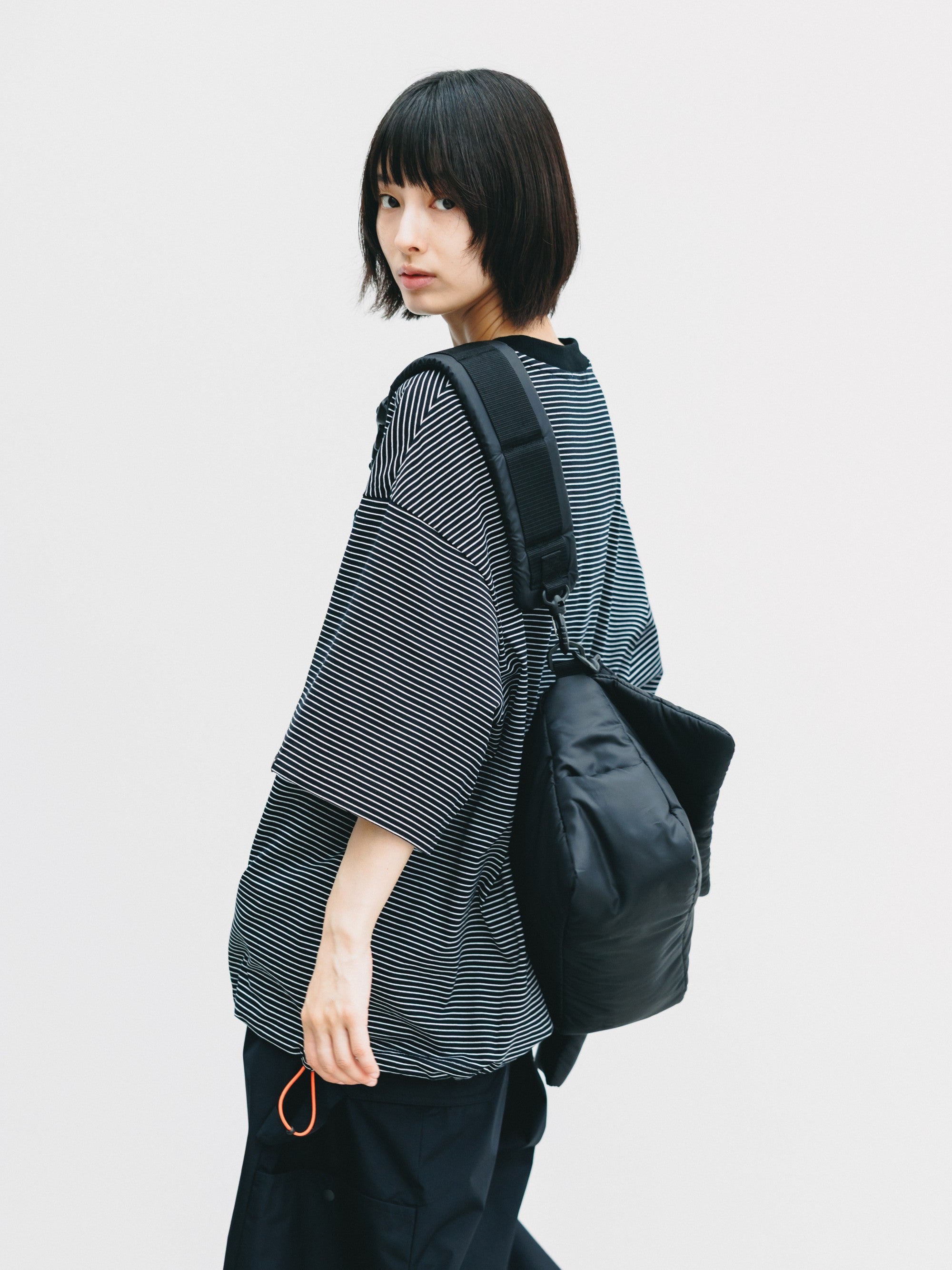 【6.24 WED 20:00- IN STOCK】PADDED FLAP HOLIDAY BAG(BLACK)