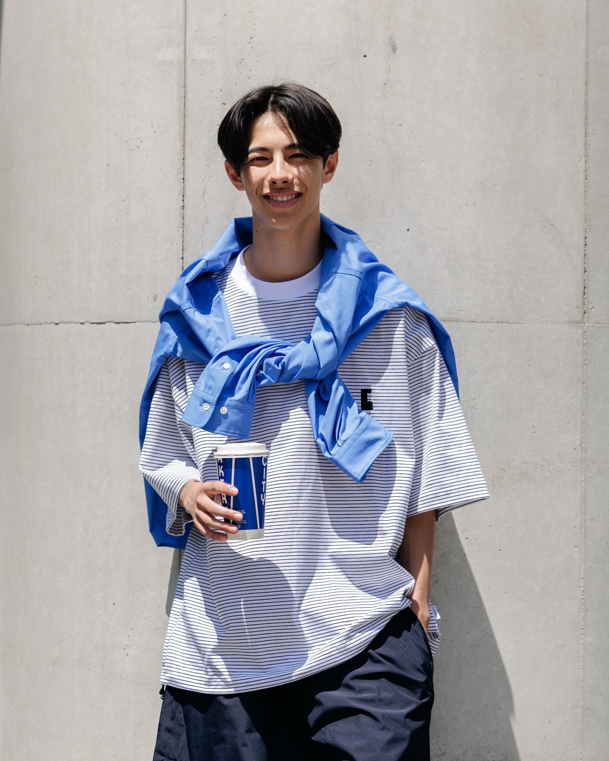 "C"STRIPED MASSIVE T-SHIRT WITH DRAWSTRINGS (WHITE×BLACK)
