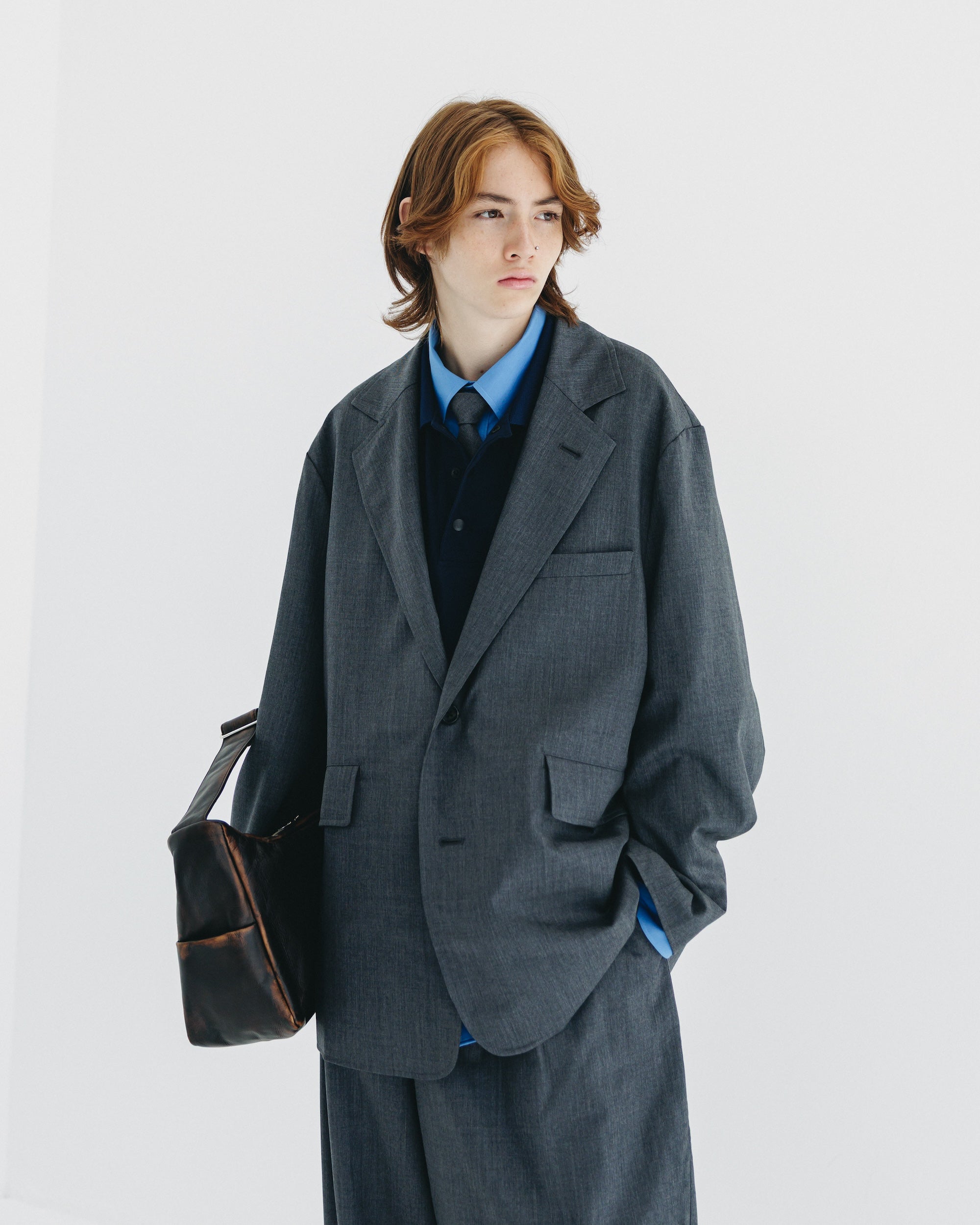 【9.6 SAT 20:00- IN STOCK】WOOL GABARDINE CITY UNIFORM TAILORED JACKET (GRAY)