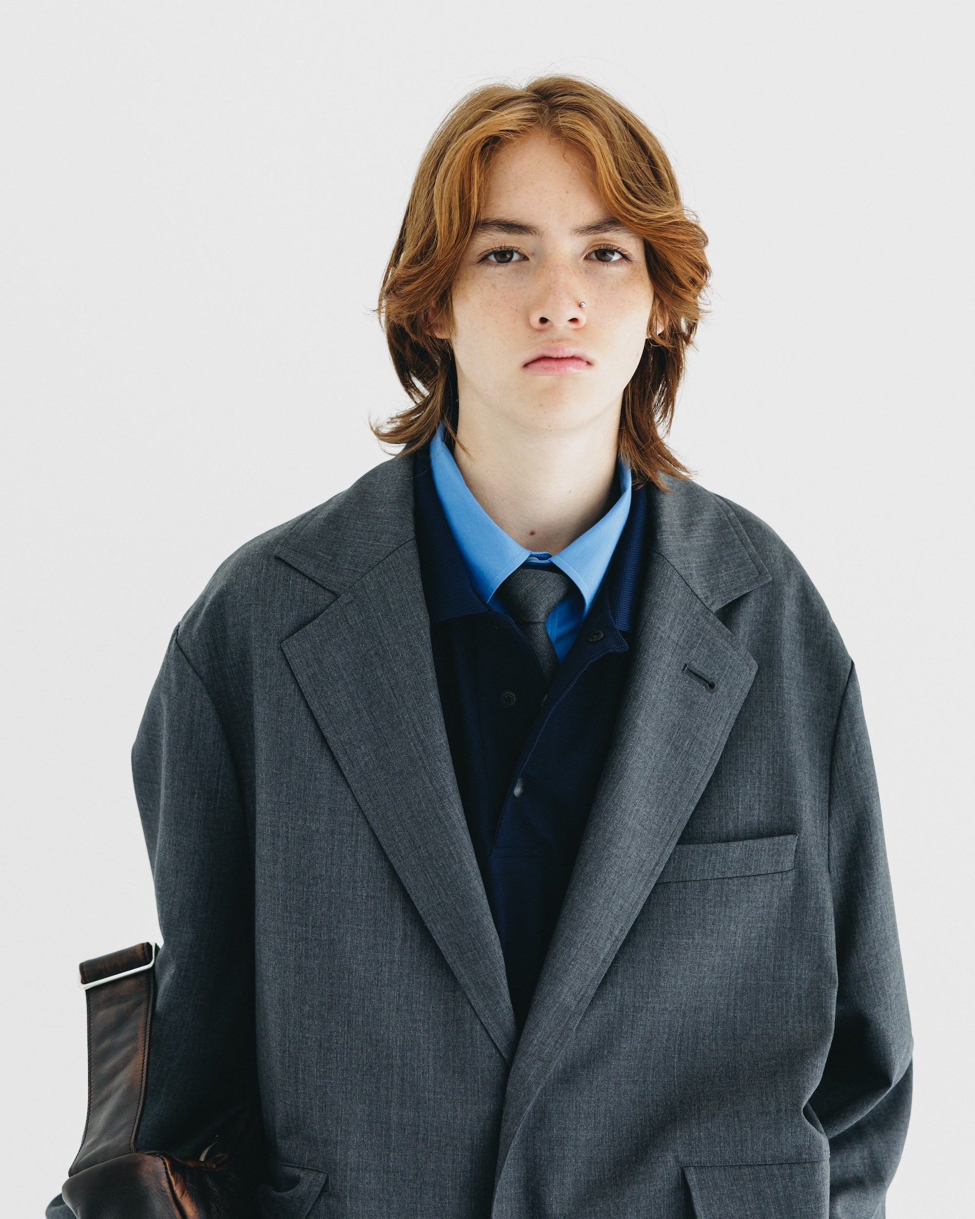 【9.6 SAT 20:00- IN STOCK】WOOL GABARDINE CITY UNIFORM TAILORED JACKET (GRAY)