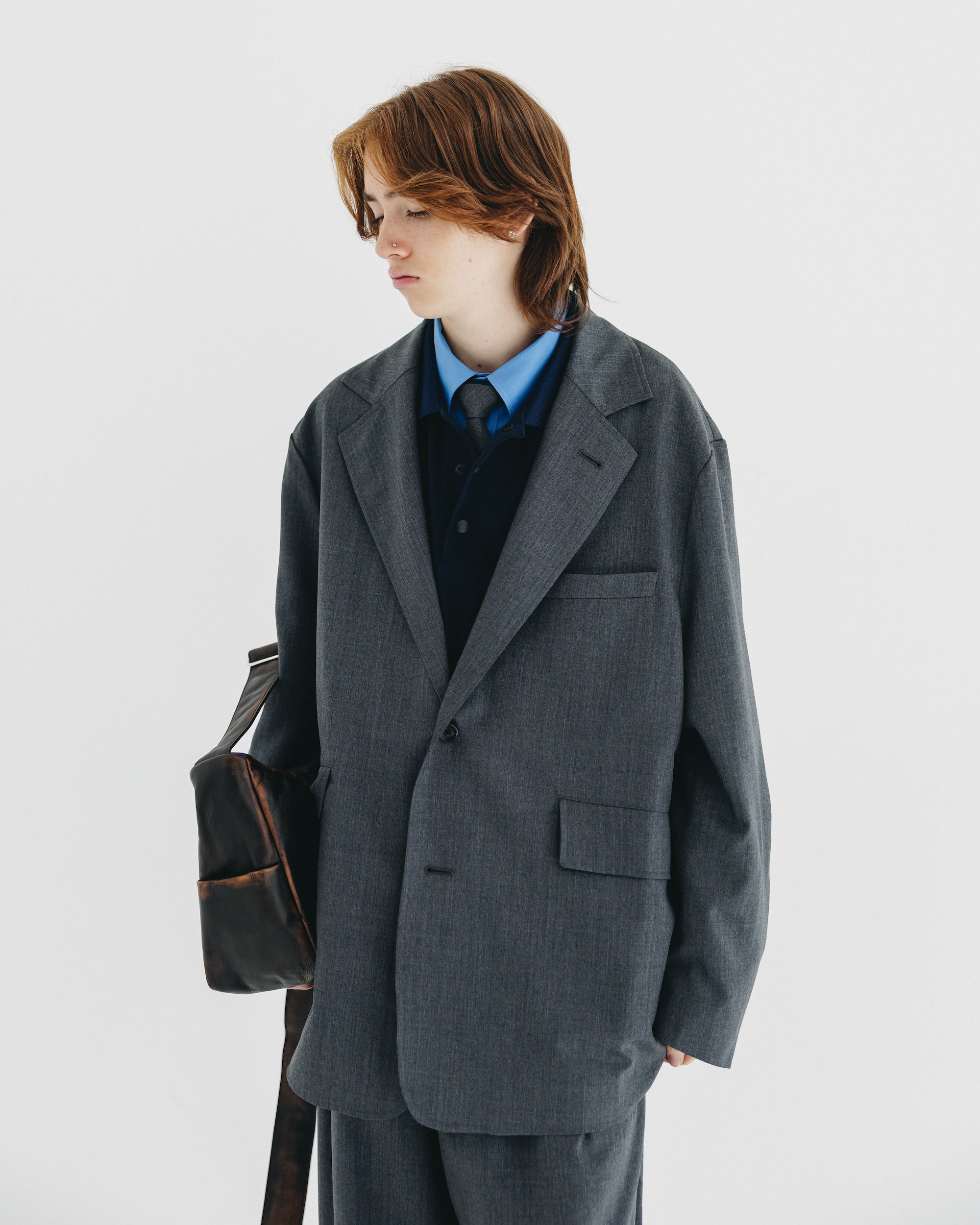 【9.6 SAT 20:00- IN STOCK】WOOL GABARDINE CITY UNIFORM TAILORED JACKET (GRAY)