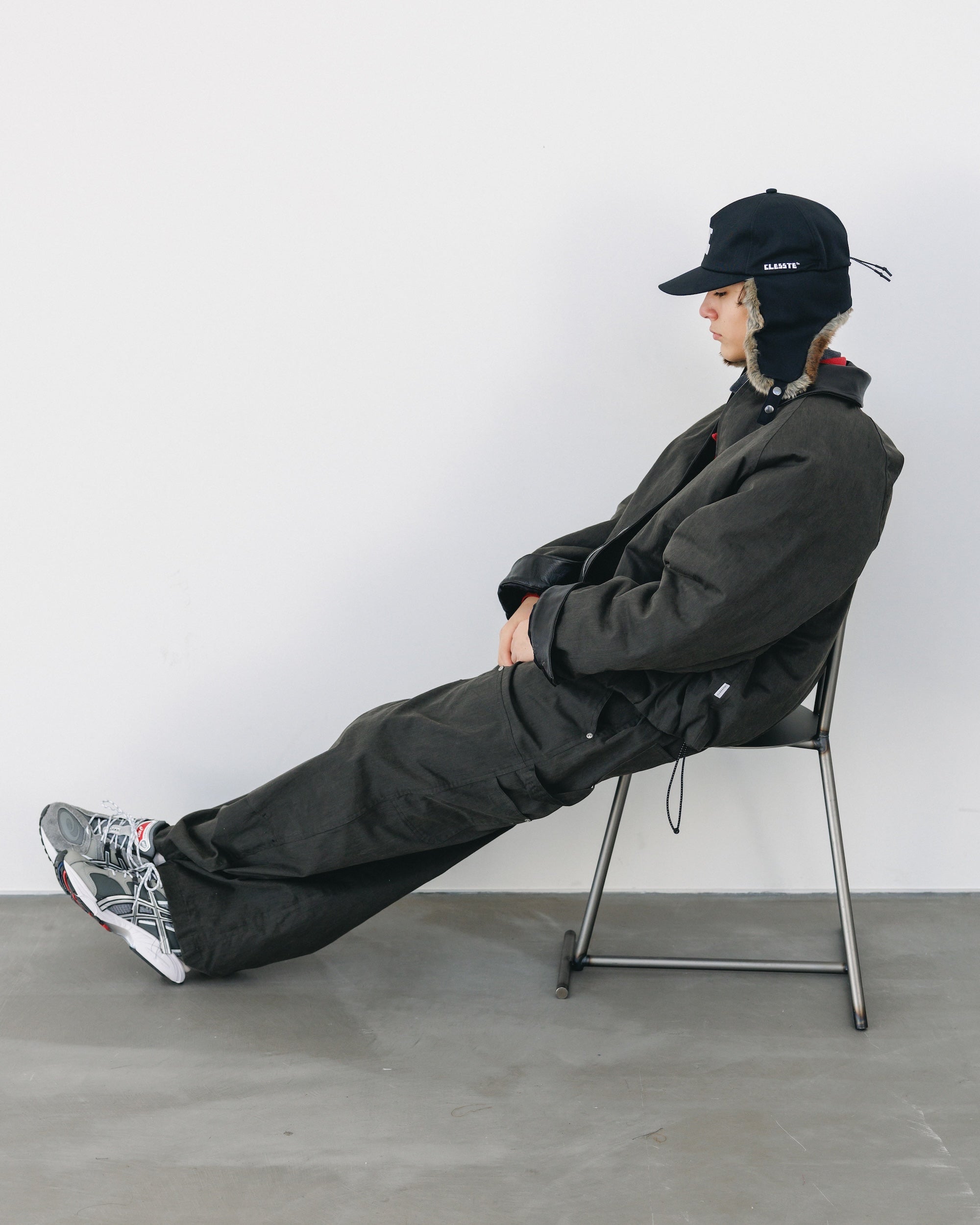 VINTAGE EFFECT PADDED CITY UTILITY JACKET (BLACK)